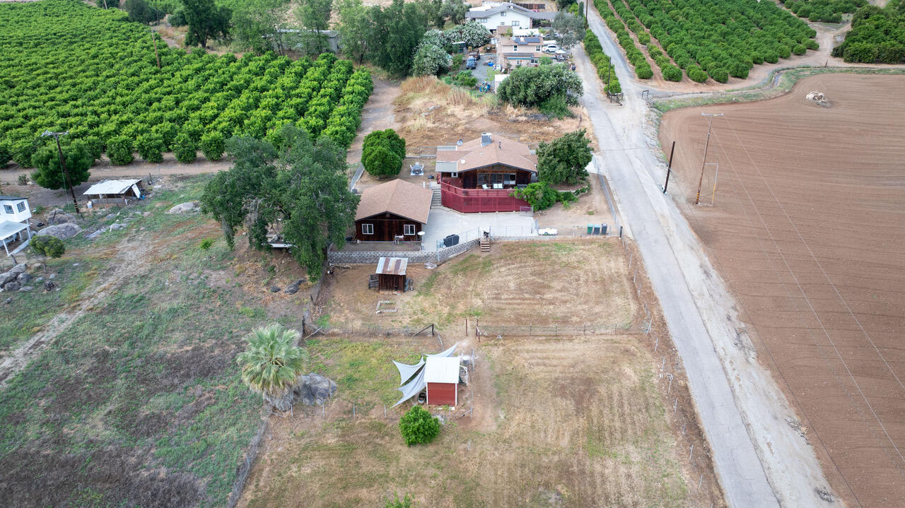 31068 Success Valley Dr, Porterville, CA 93257