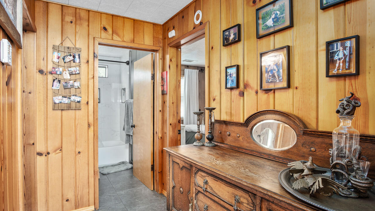 31068 Success Valley Dr, Porterville, CA 93257