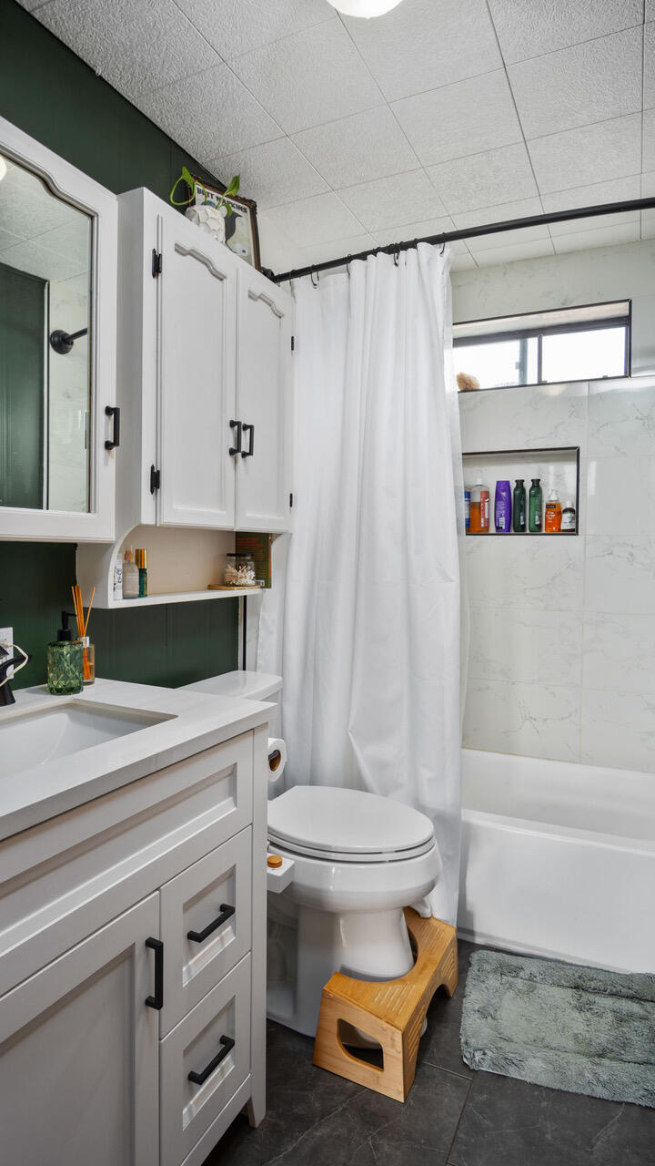 31068 Success Valley Dr, Porterville, CA 93257