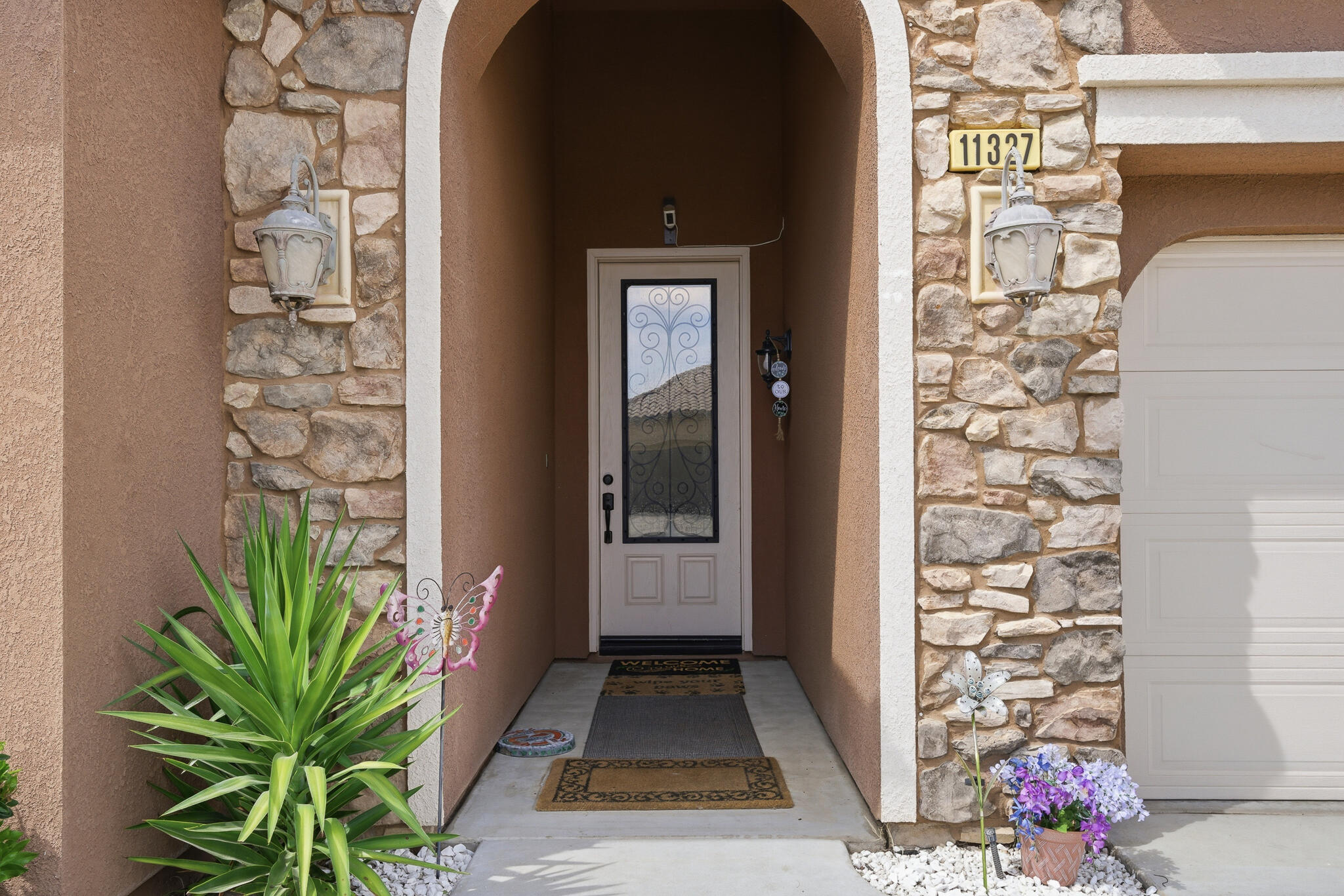 11327 N Via Napoli Dr, Fresno, CA 93730