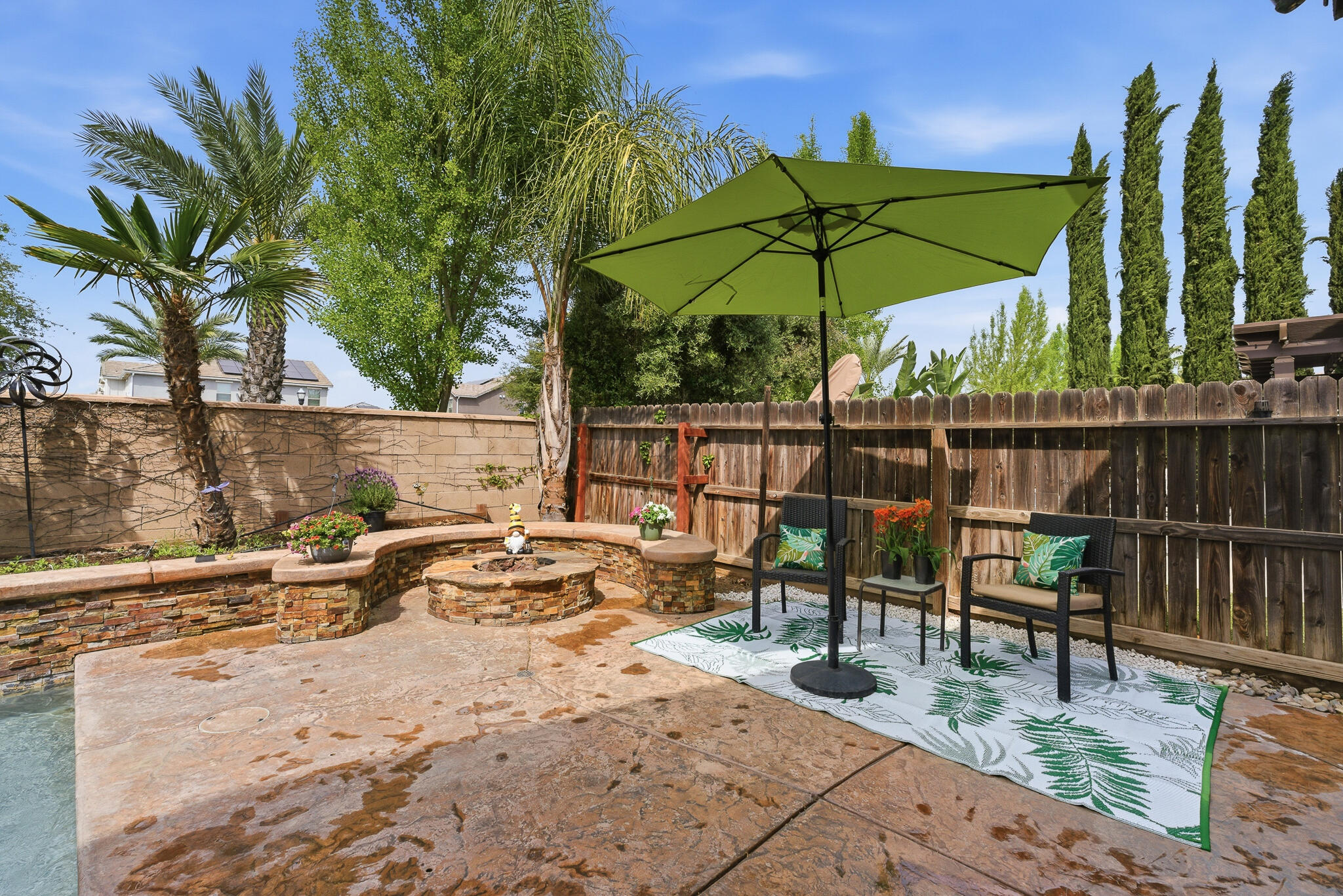 11327 N Via Napoli Dr, Fresno, CA 93730