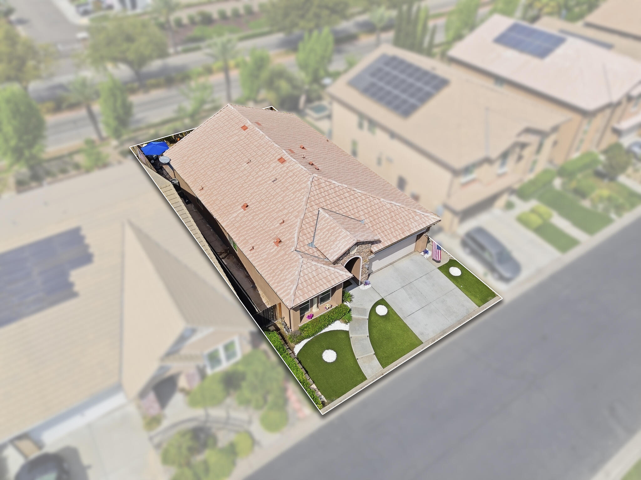 11327 N Via Napoli Dr, Fresno, CA 93730