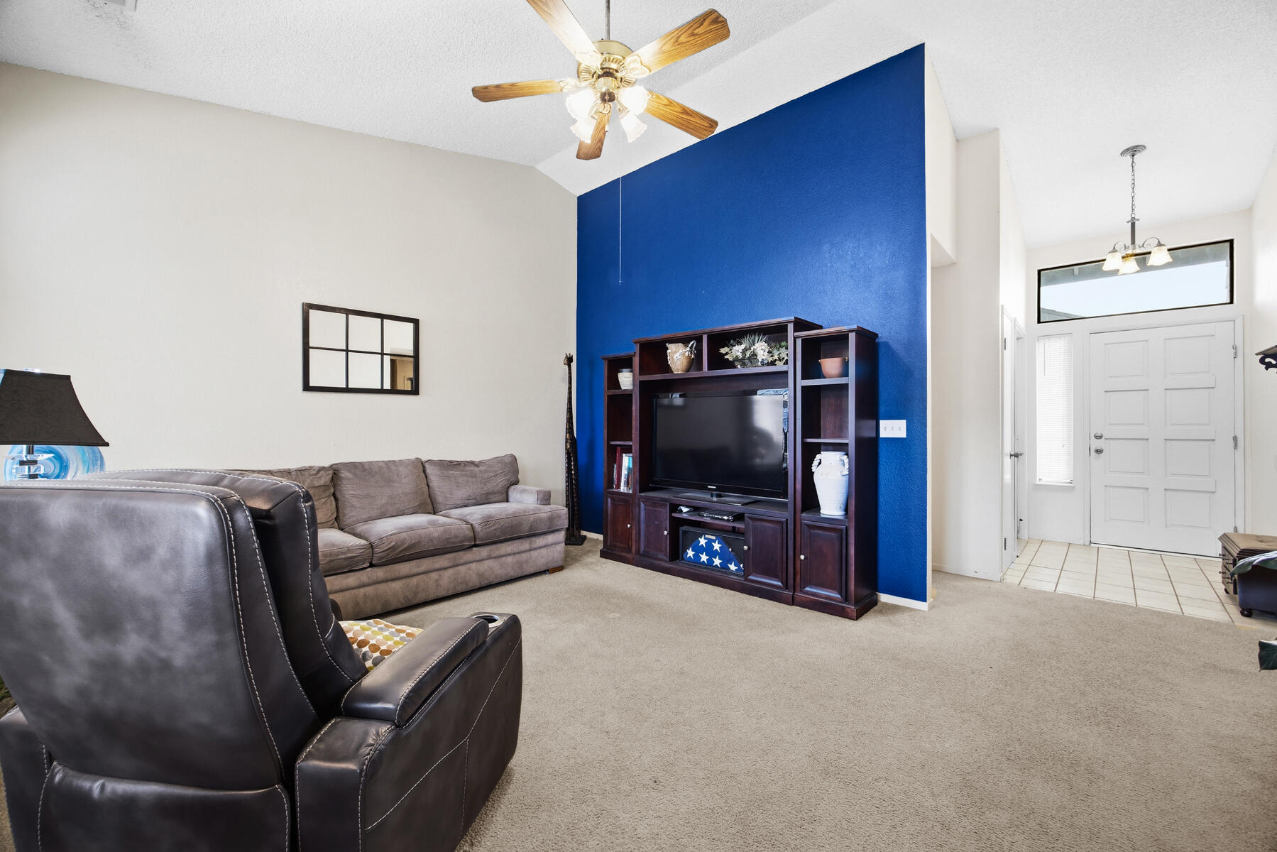 4918 W Chestnut Ave, Visalia, CA 93277