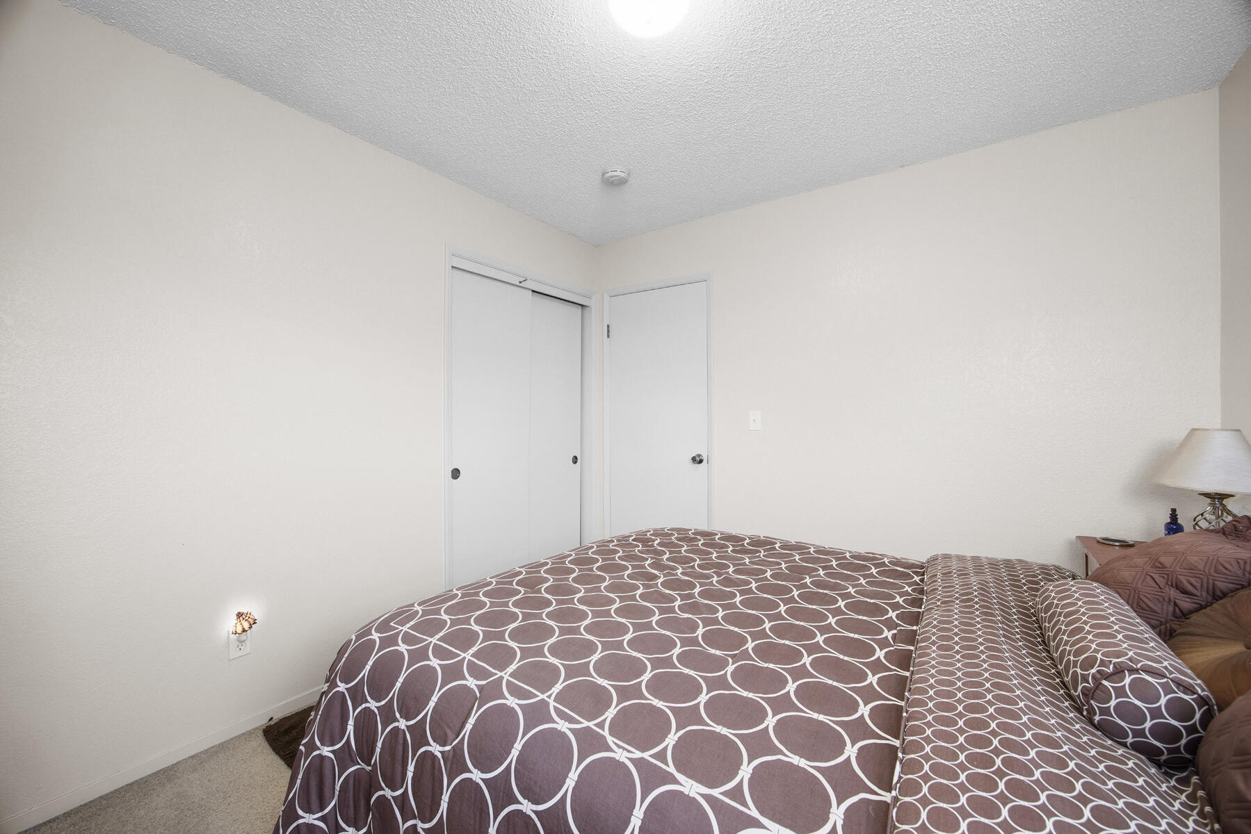 4918 W Chestnut Ave, Visalia, CA 93277