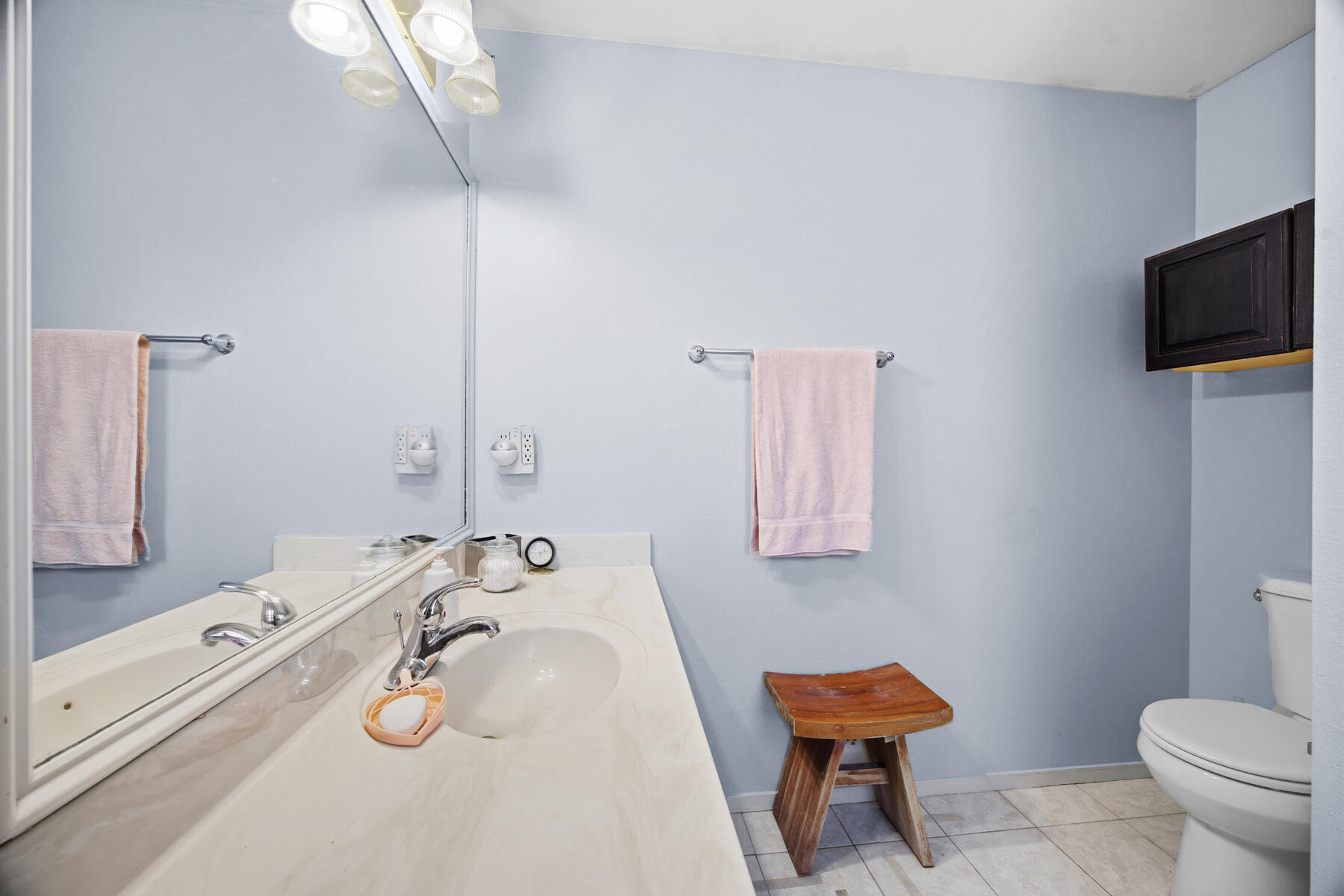 4918 W Chestnut Ave, Visalia, CA 93277