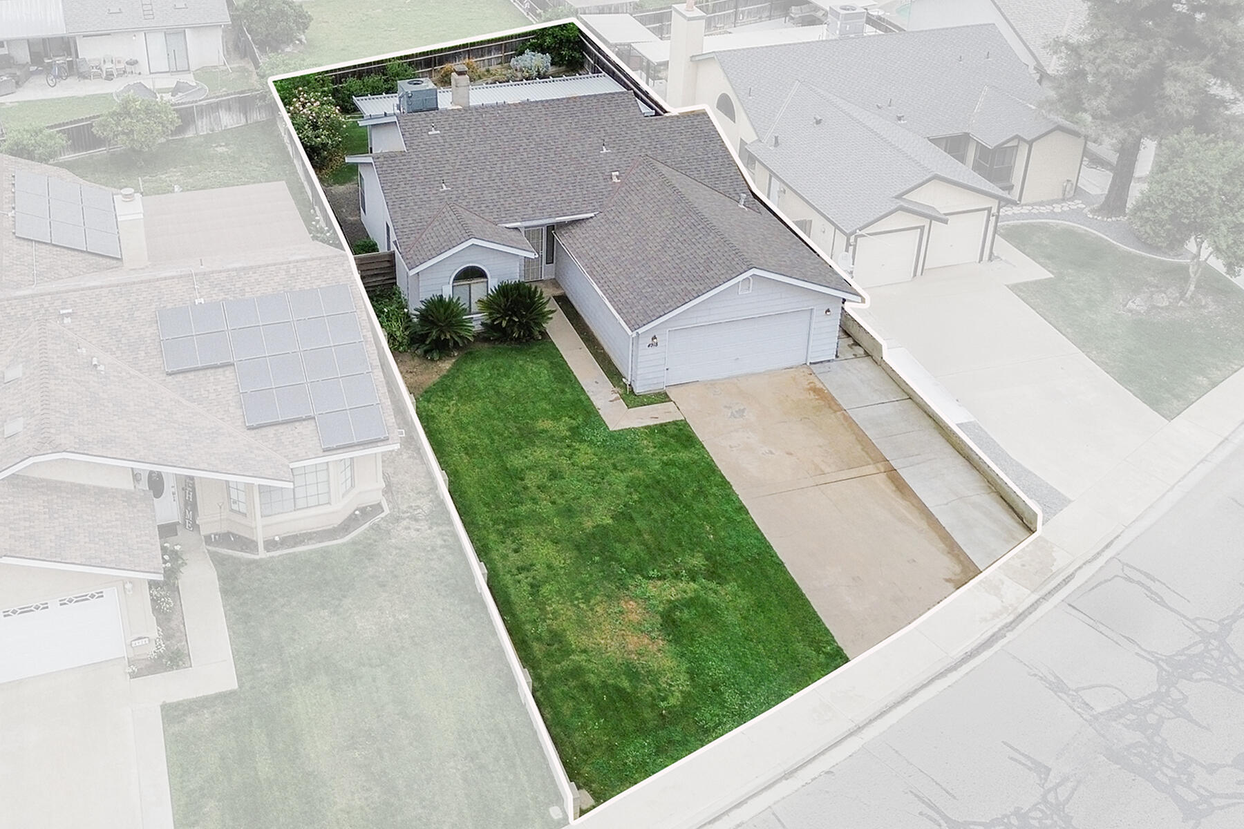 4918 W Chestnut Ave, Visalia, CA 93277