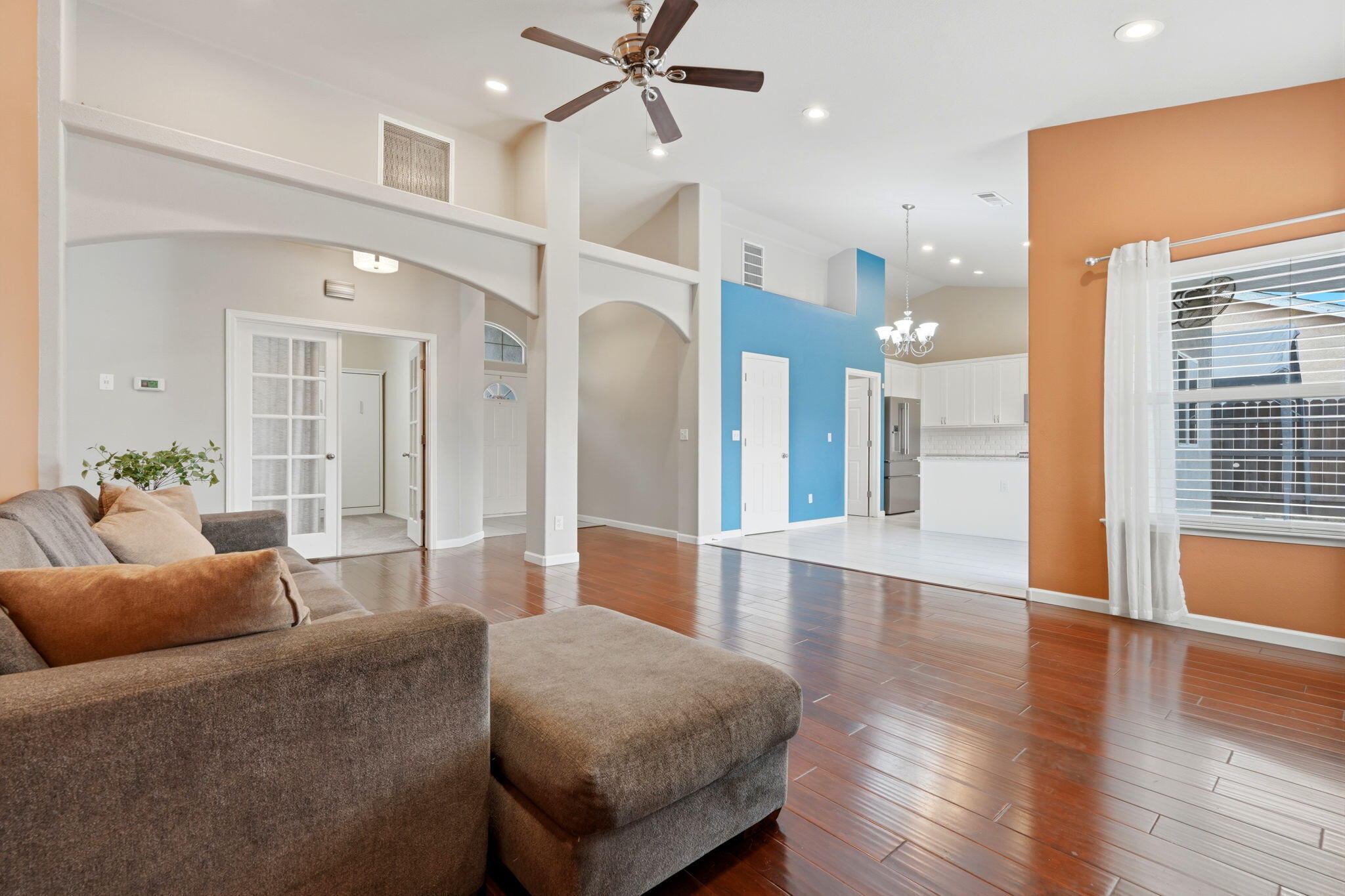 1497 Persimmon St, Lemoore, CA 93245