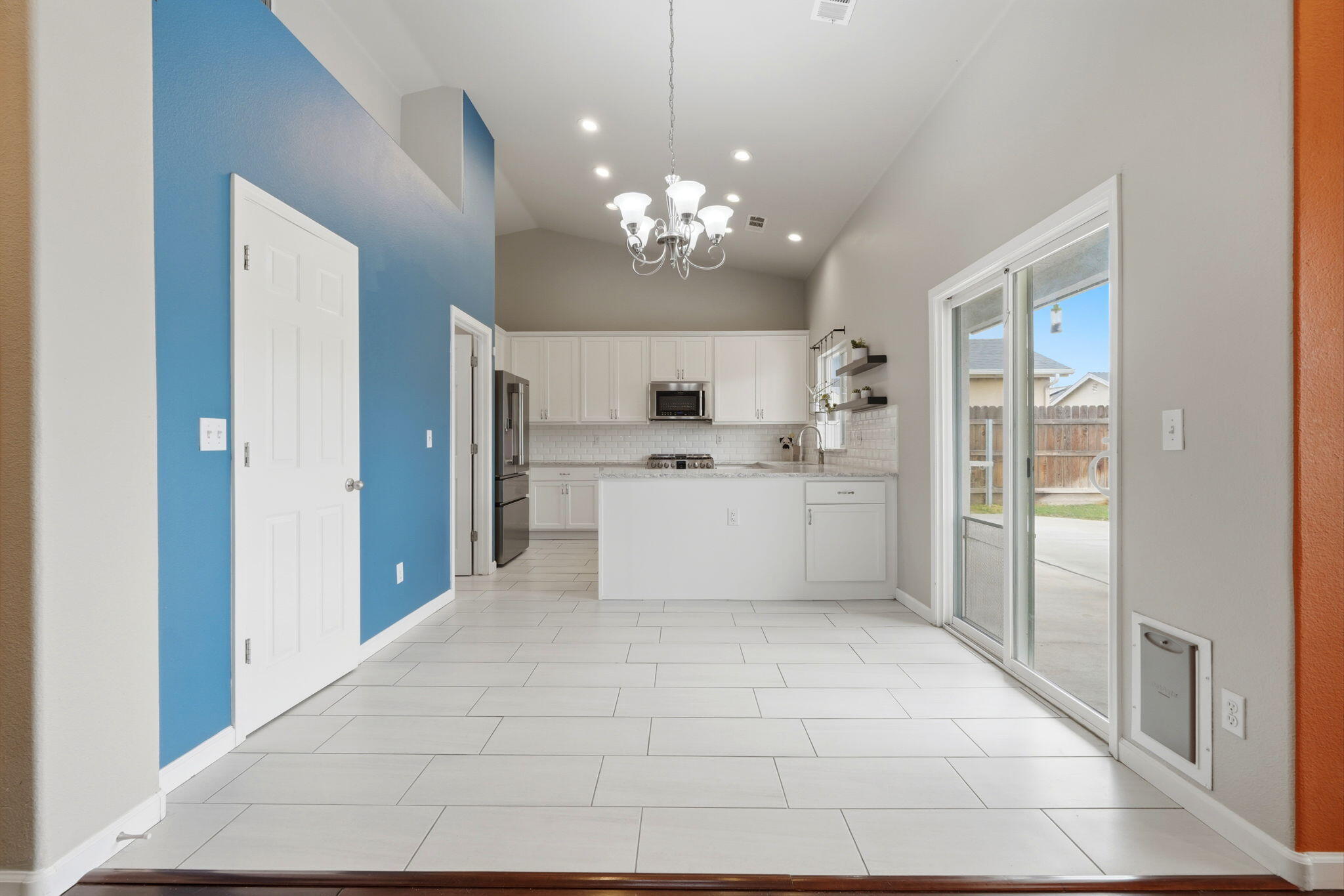 1497 Persimmon St, Lemoore, CA 93245