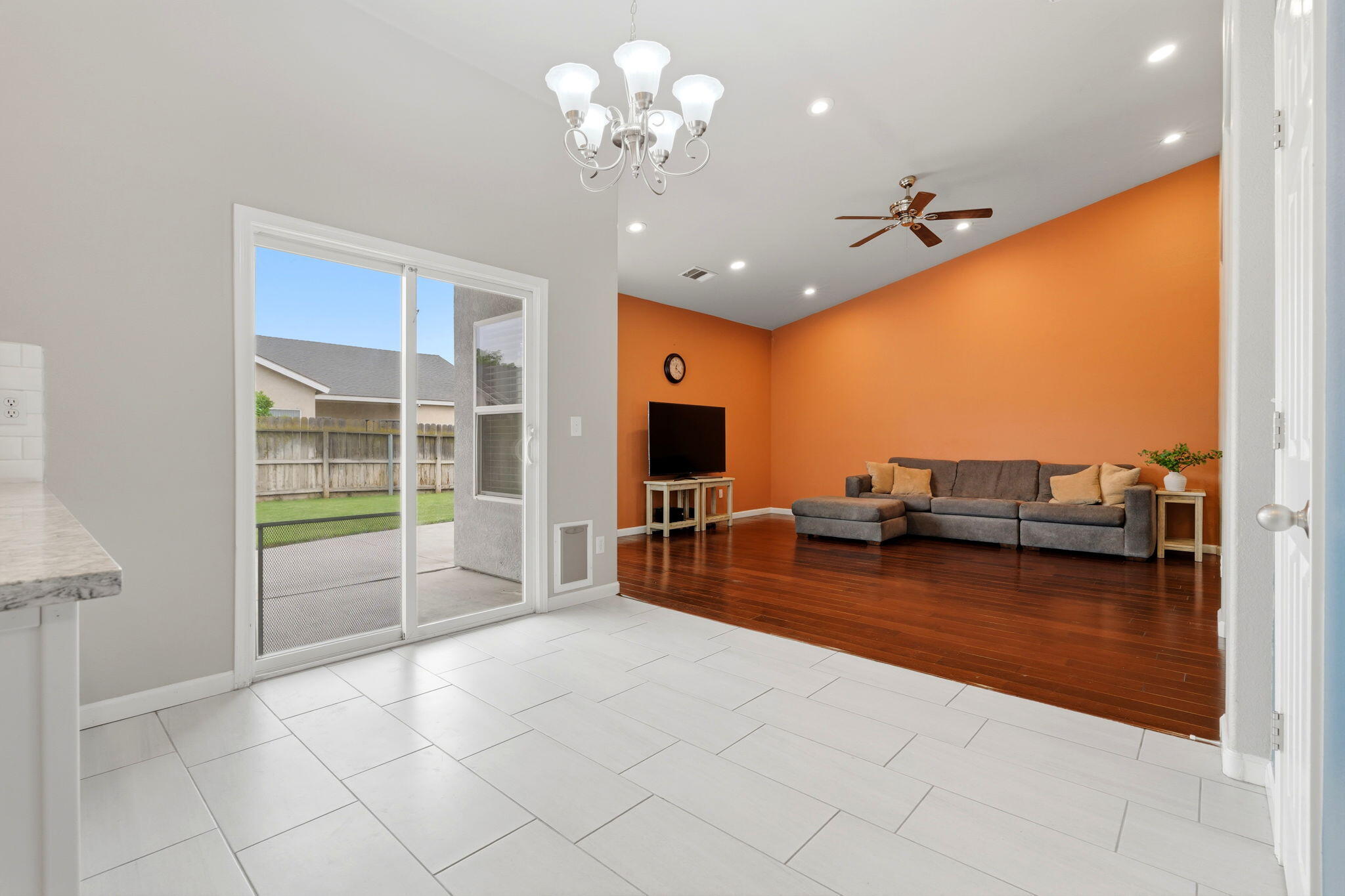 1497 Persimmon St, Lemoore, CA 93245