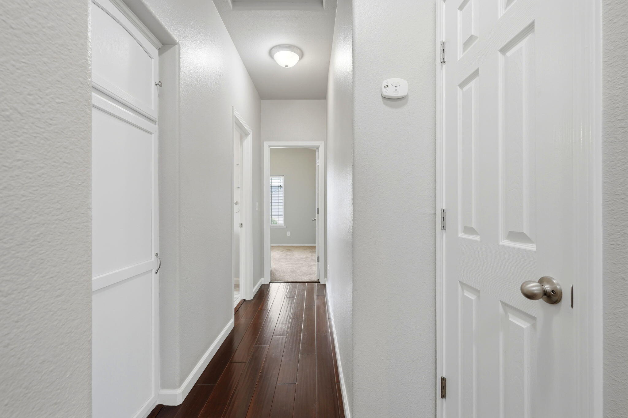 1497 Persimmon St, Lemoore, CA 93245