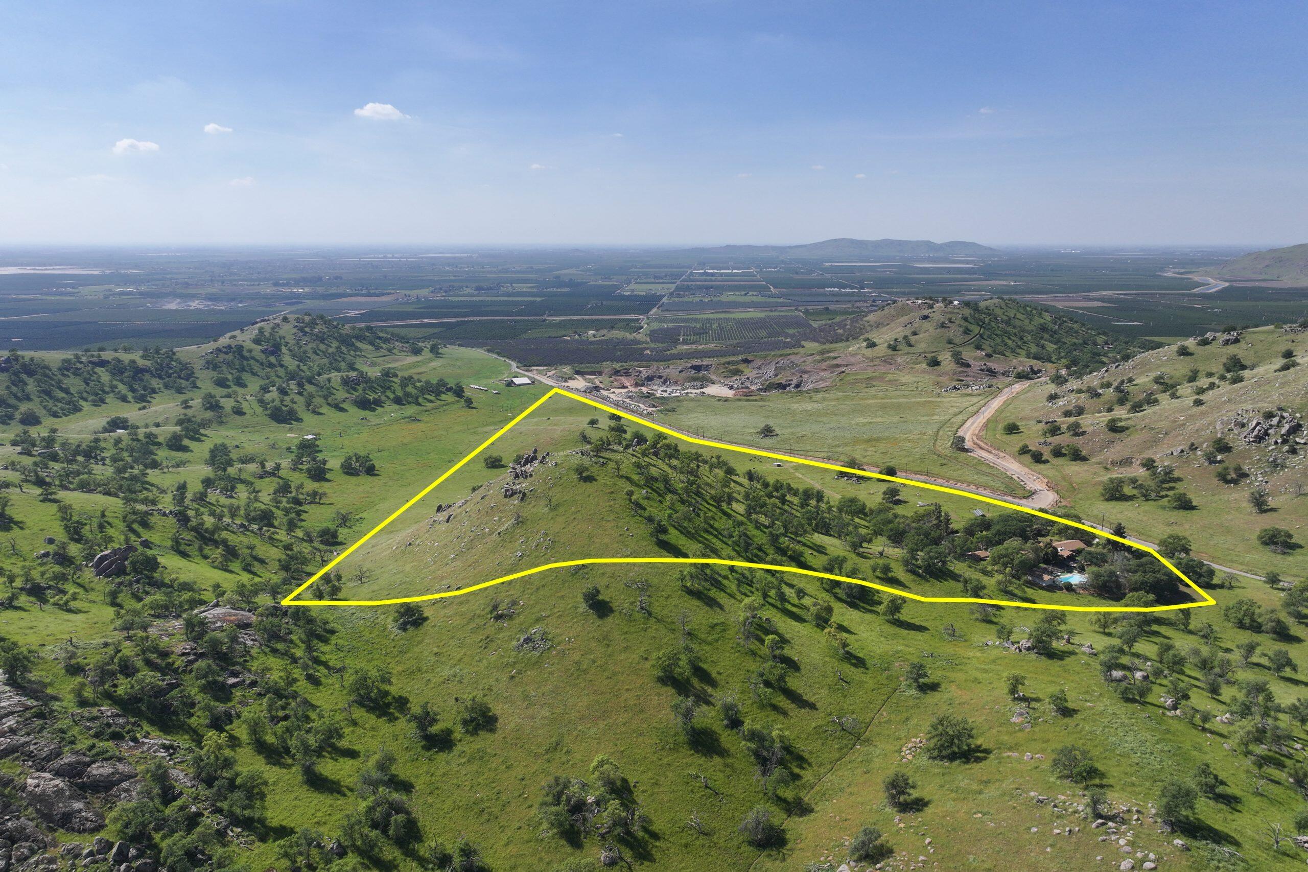 43008 Dr 152, Orosi, CA 93647