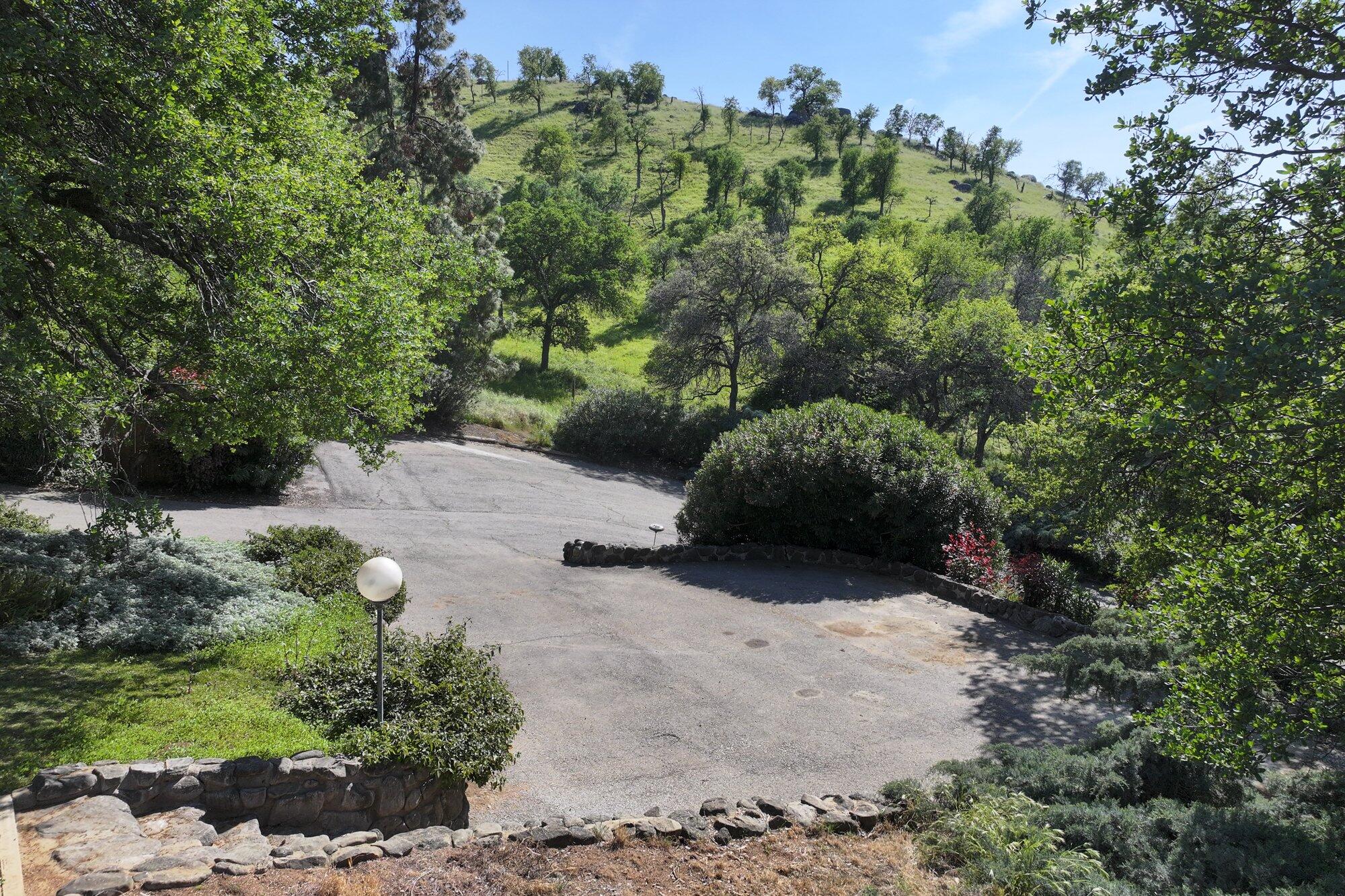 43008 Dr 152, Orosi, CA 93647