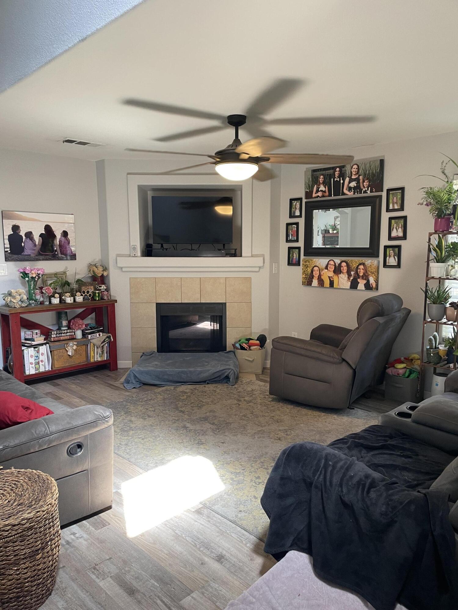 1852 Santa Maria Ave, Porterville, CA 93257