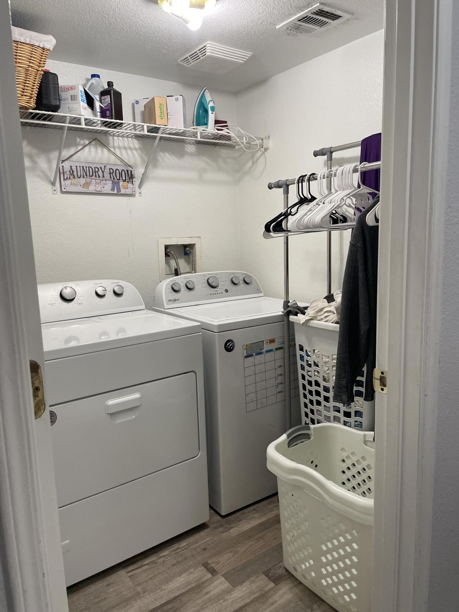 1852 Santa Maria Ave, Porterville, CA 93257