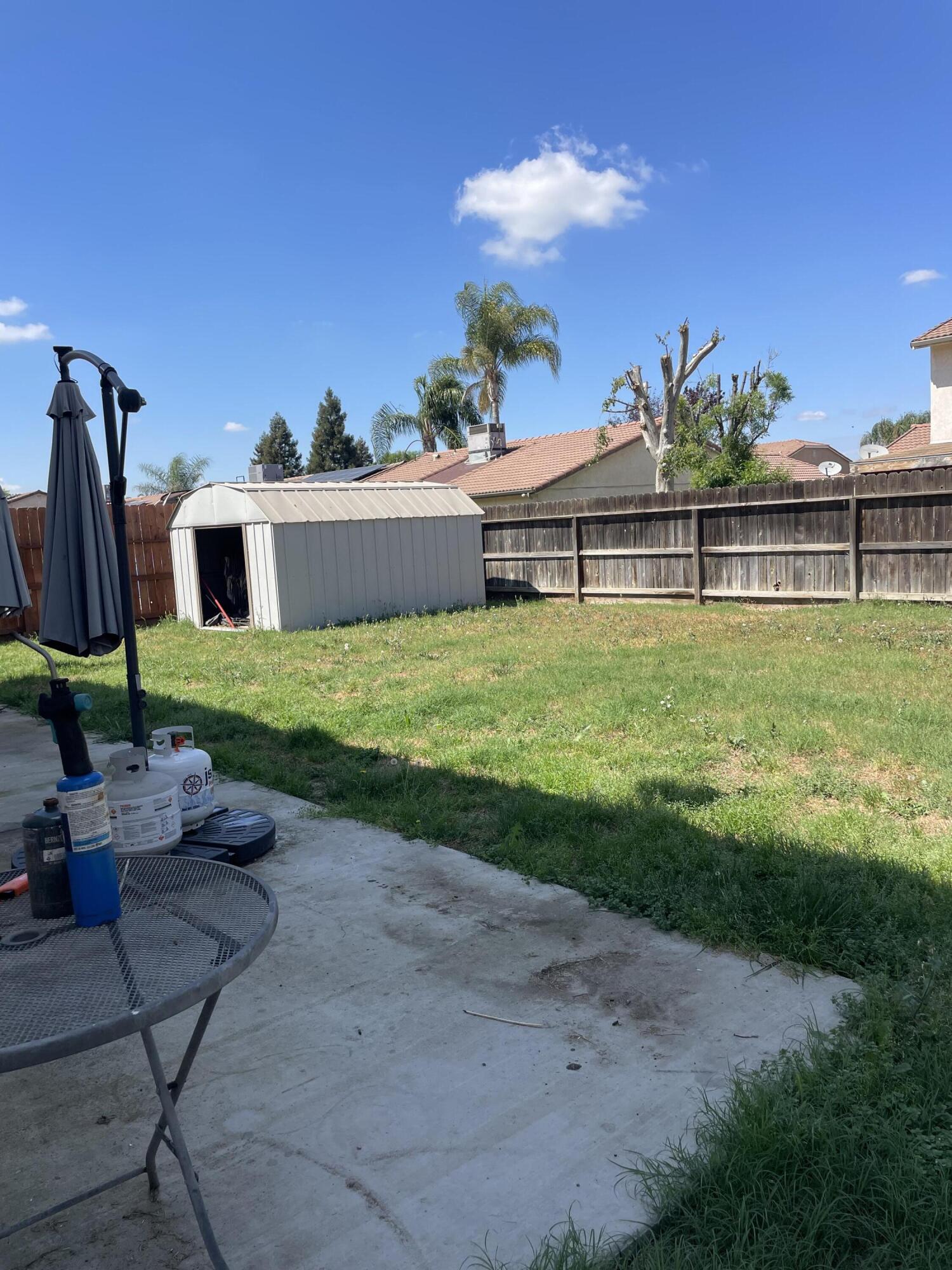 1852 Santa Maria Ave, Porterville, CA 93257