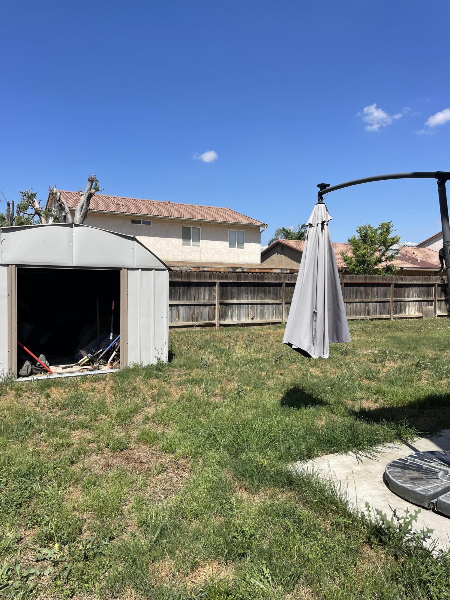 1852 Santa Maria Ave, Porterville, CA 93257