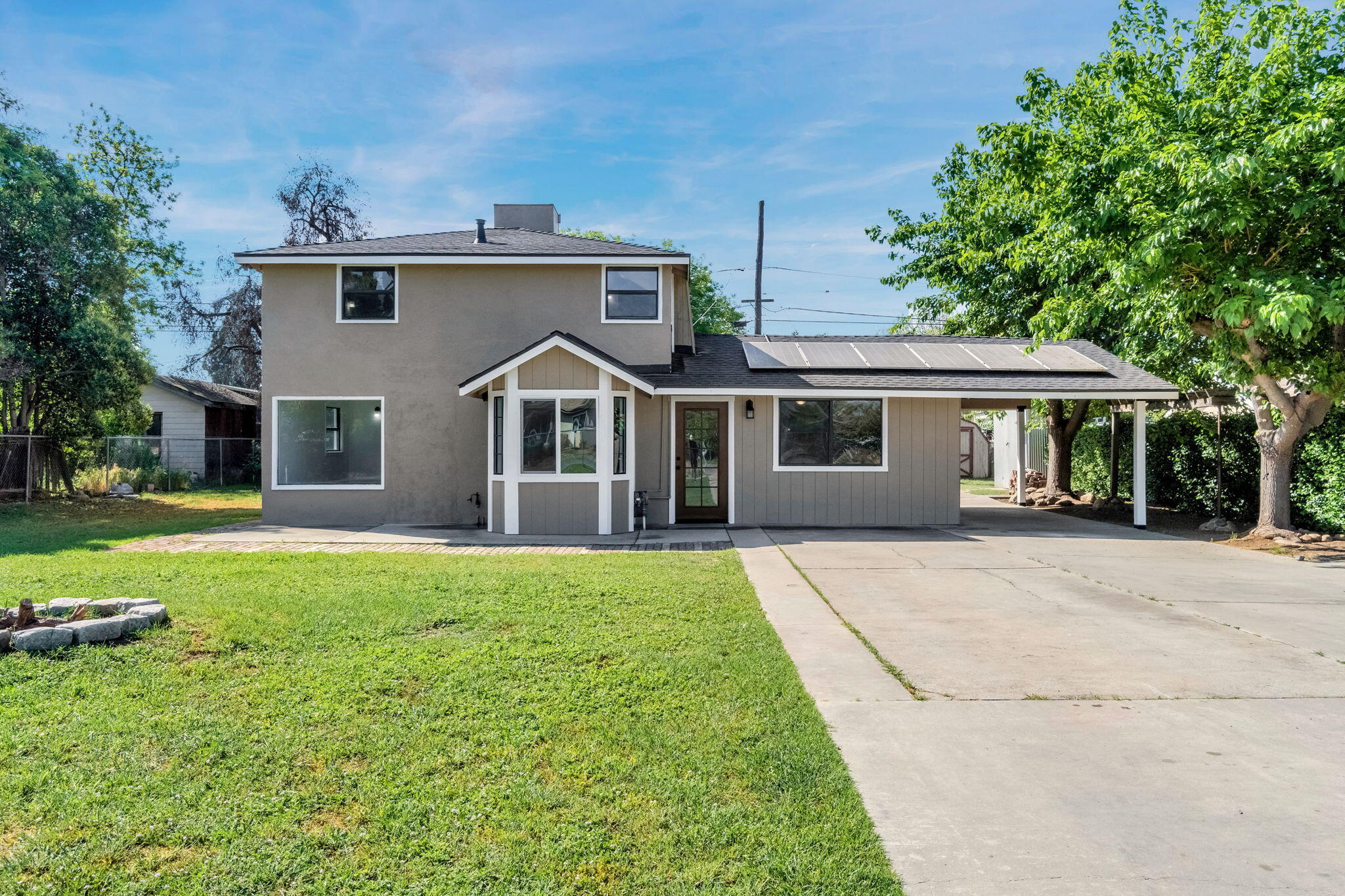 5132 E Washington Ave, Fresno, CA 93727
