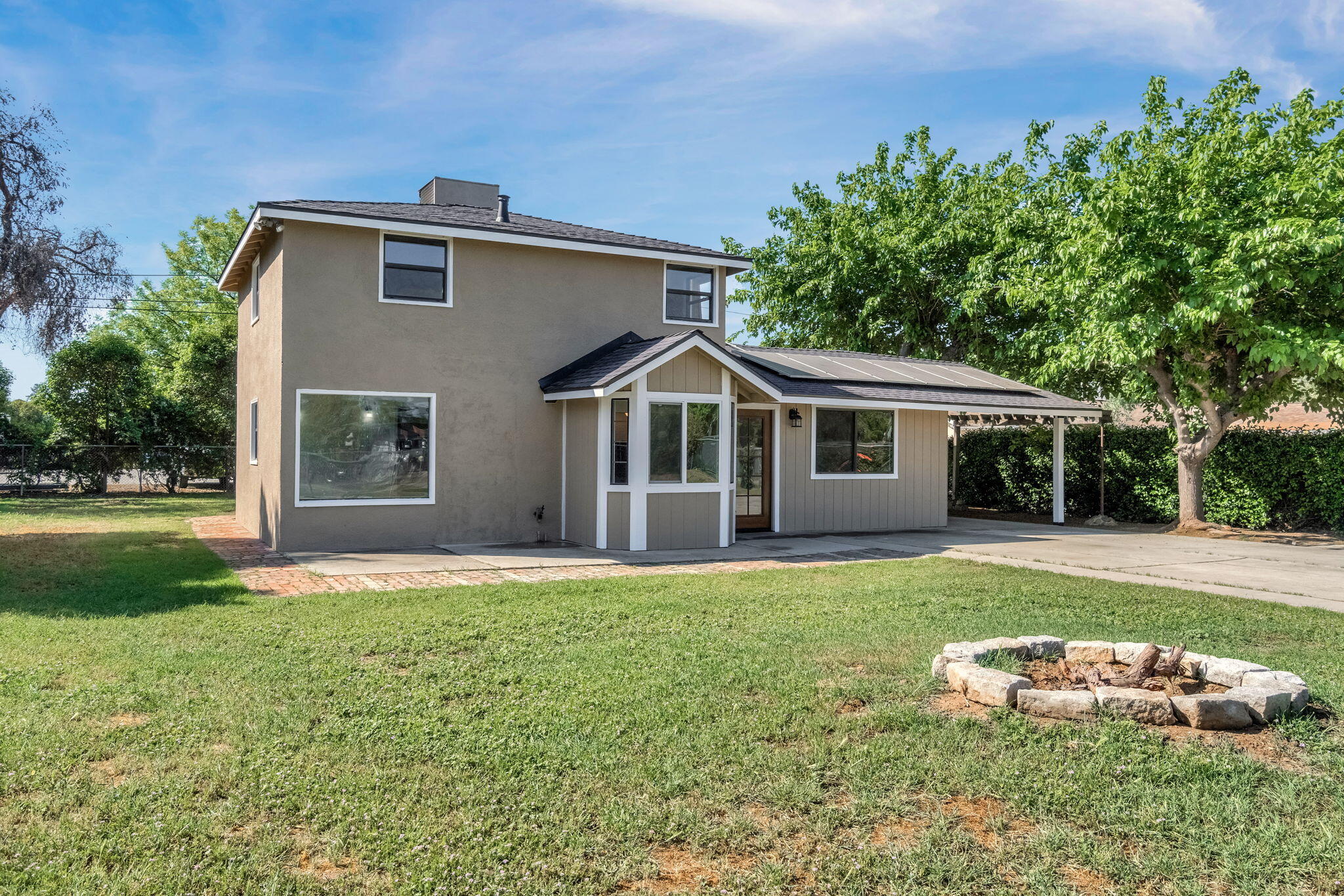 5132 E Washington Ave, Fresno, CA 93727