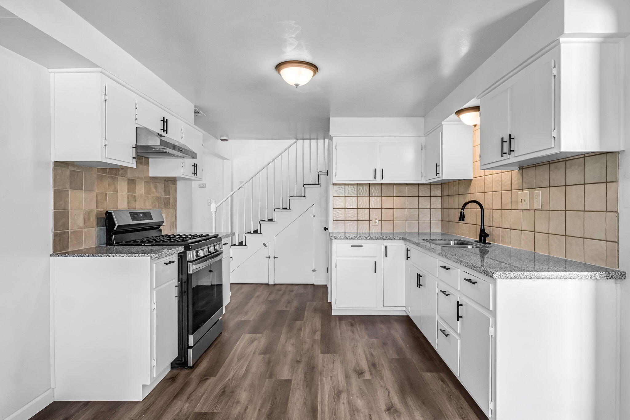 5132 E Washington Ave, Fresno, CA 93727