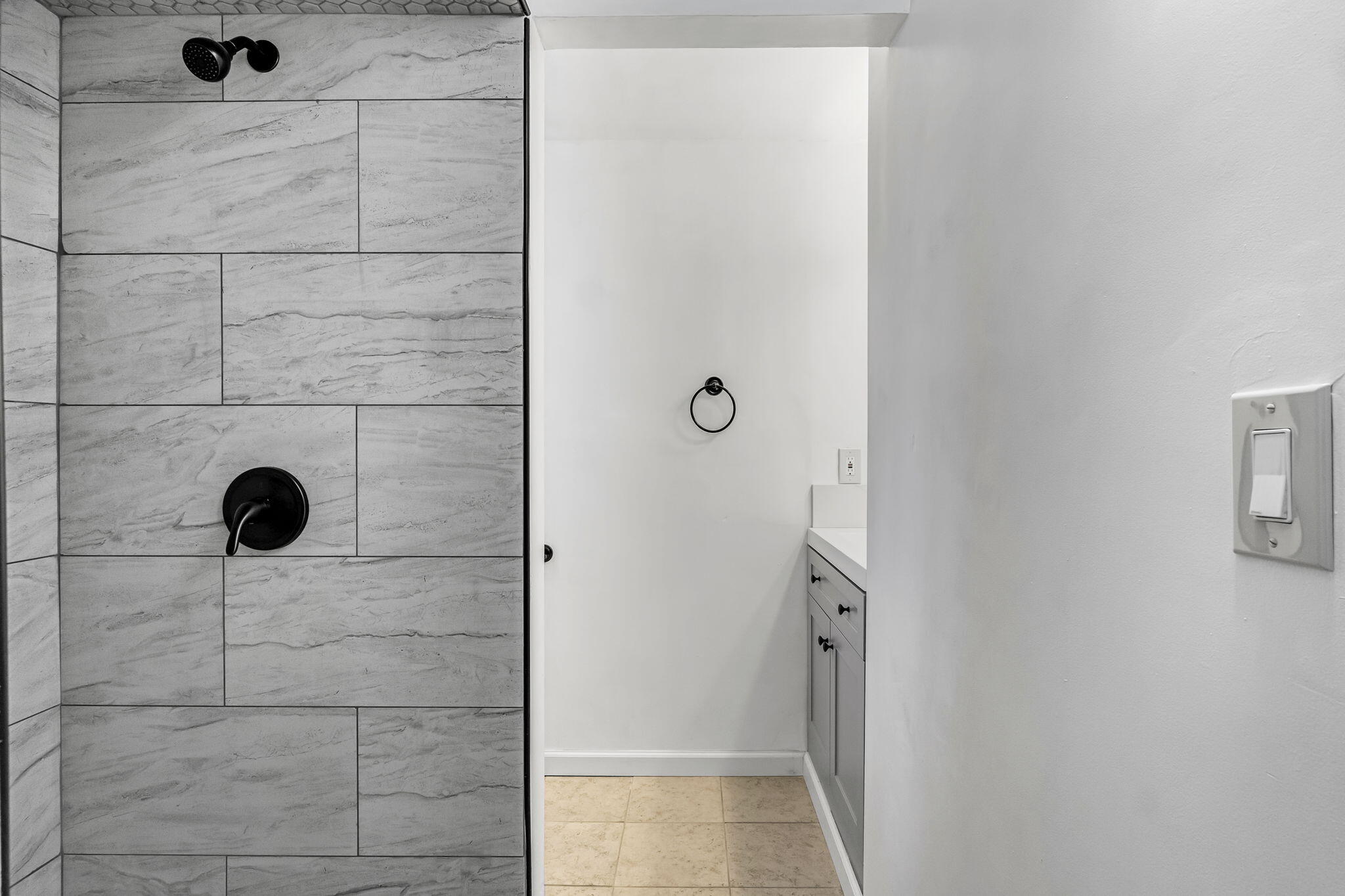 5132 E Washington Ave, Fresno, CA 93727