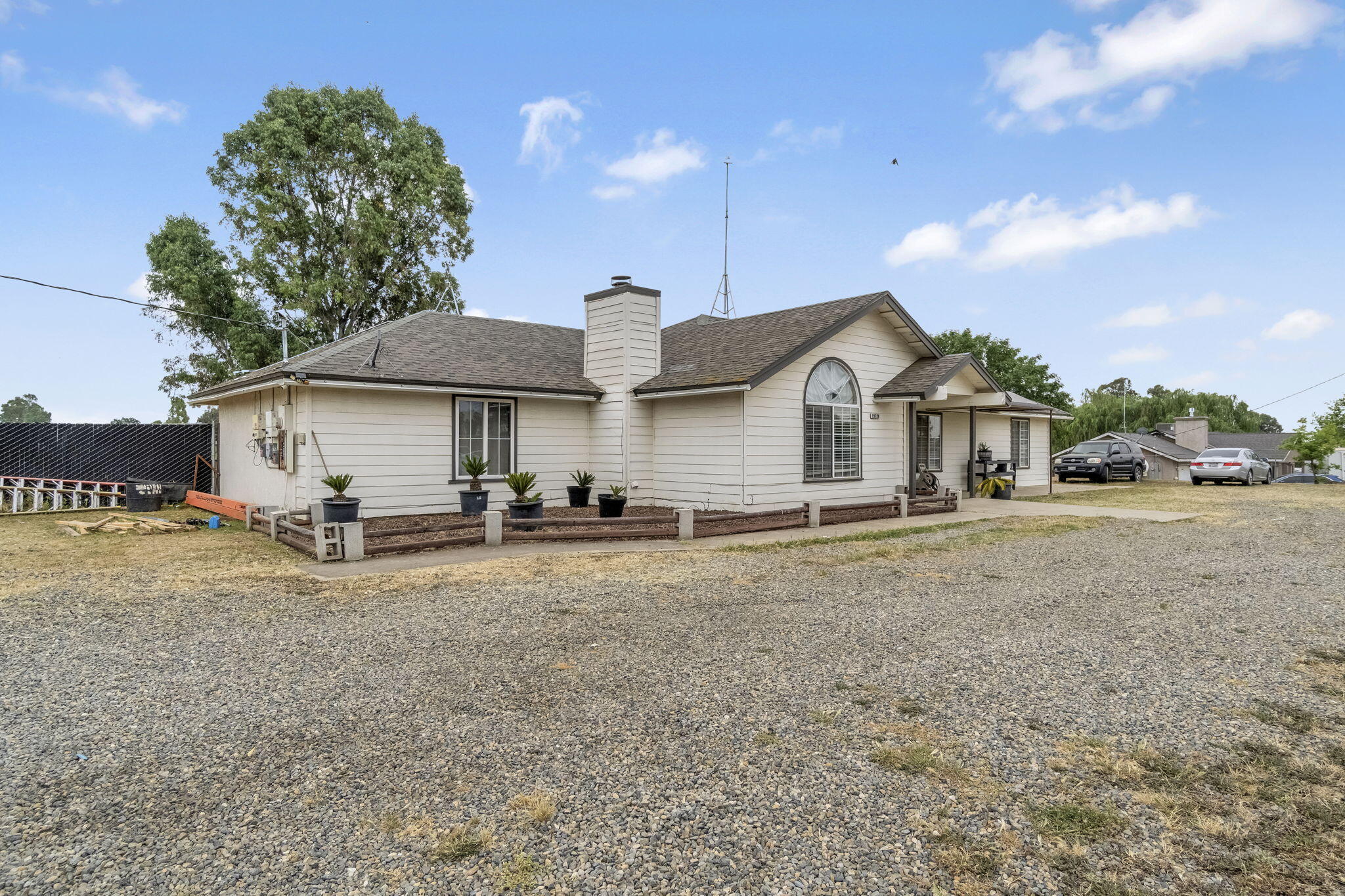 19729 Brightwood Rd, Madera, CA 93638