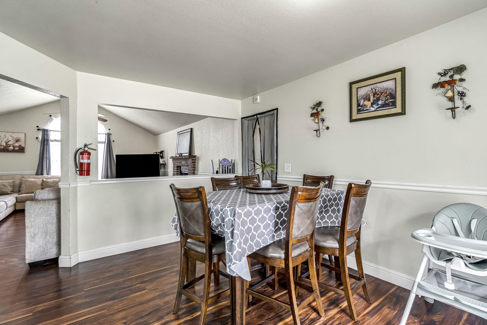 19729 Brightwood Rd, Madera, CA 93638