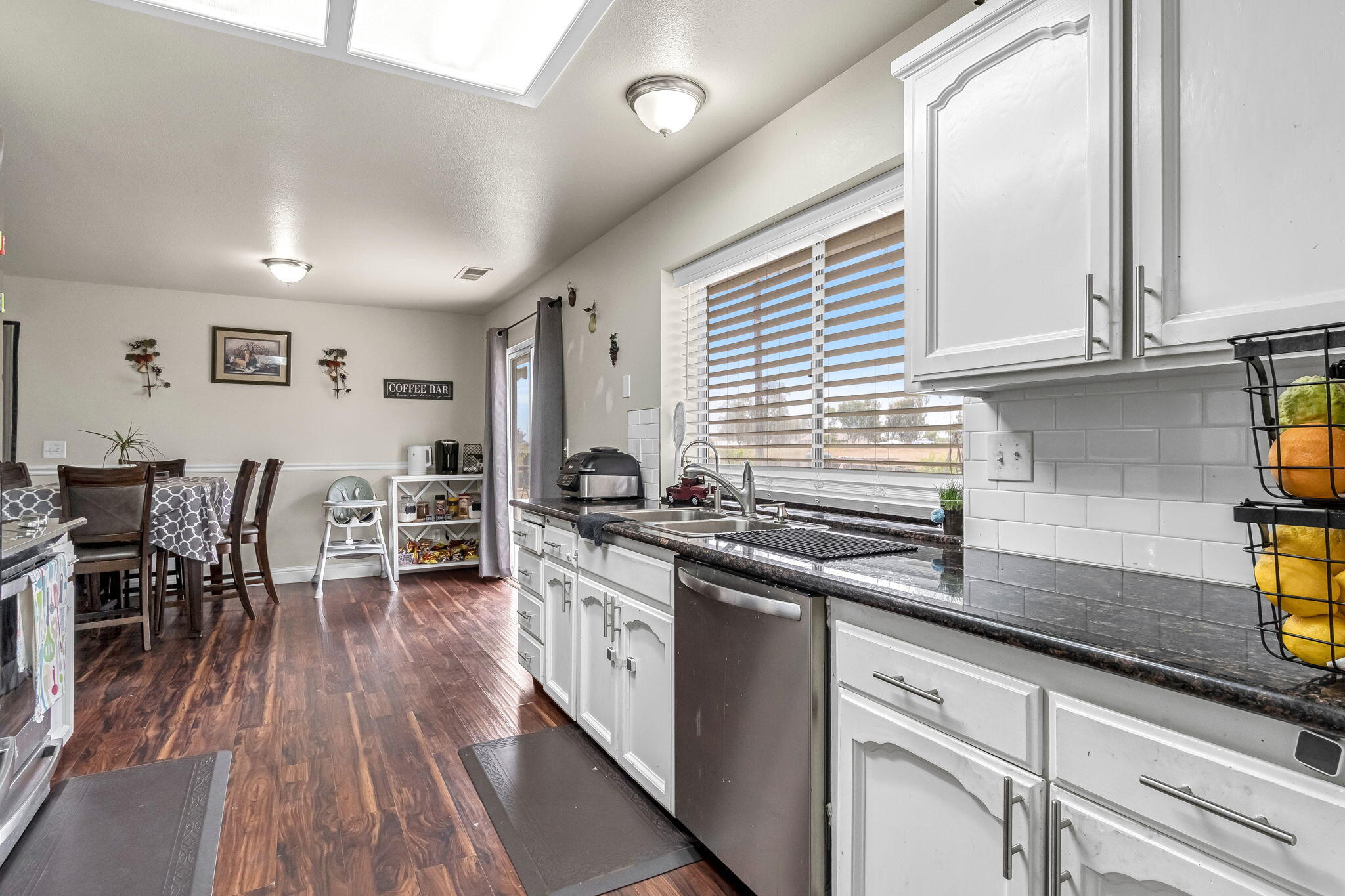 19729 Brightwood Rd, Madera, CA 93638