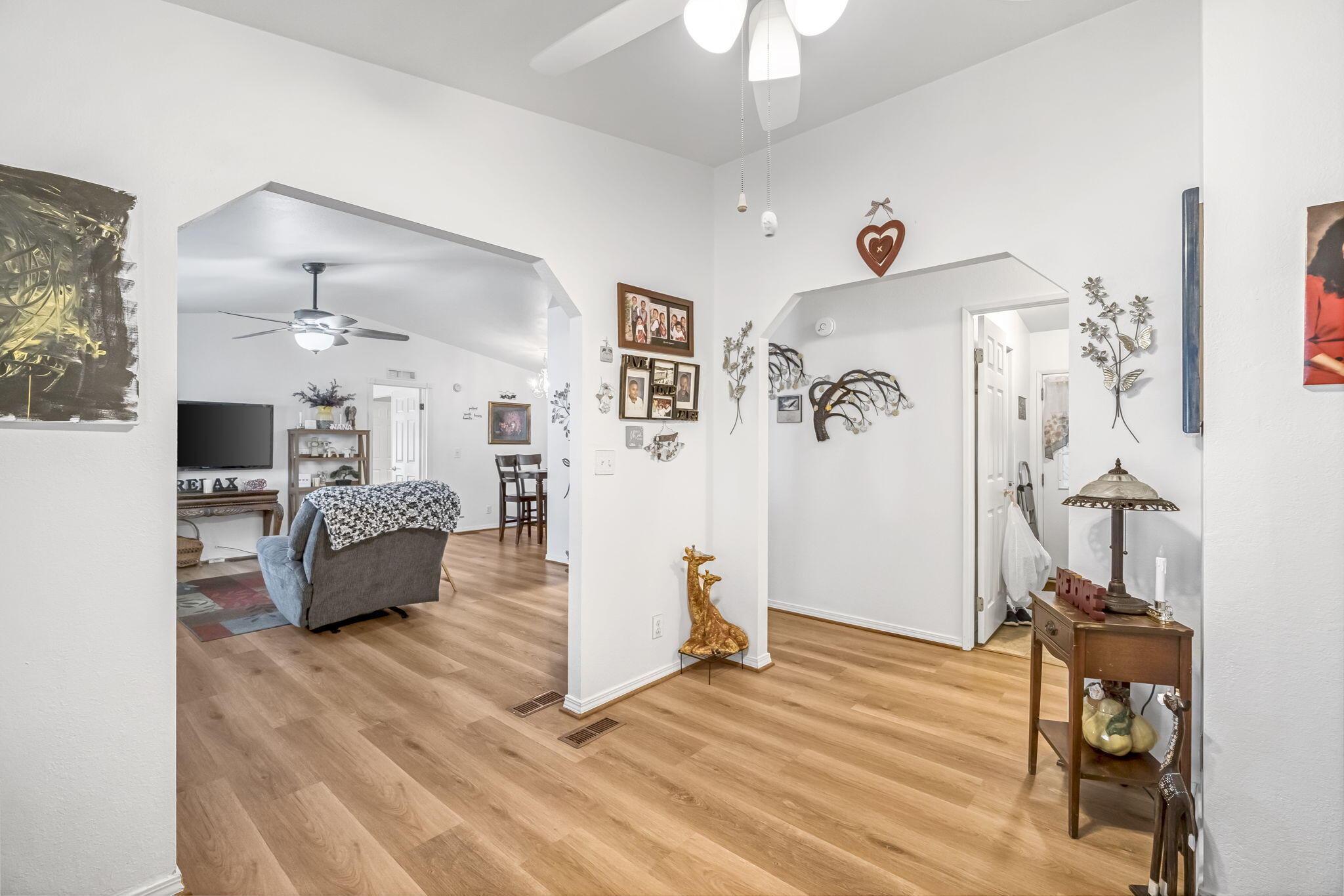 1218 E Cleveland Ave #142, Madera, CA 93638