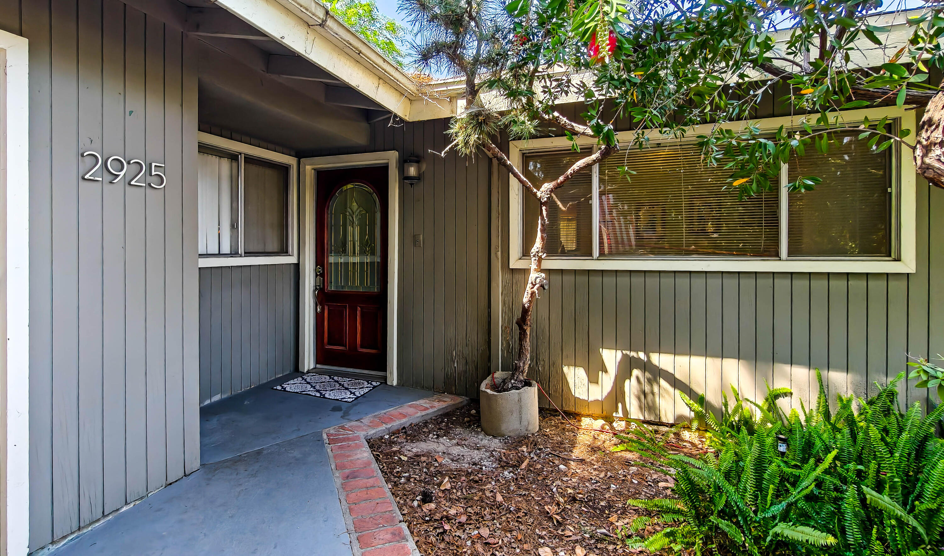 2925 Roanoke Ct, Bakersfield, CA 93306