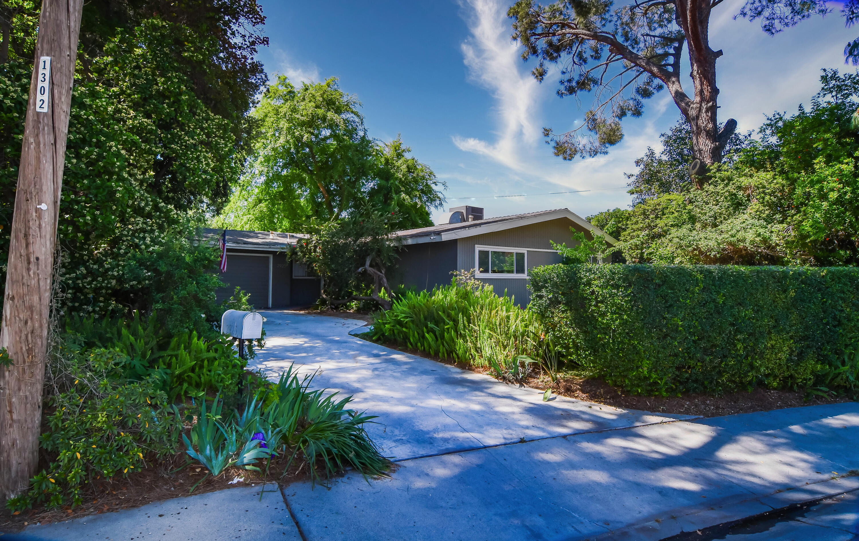 2925 Roanoke Ct, Bakersfield, CA 93306