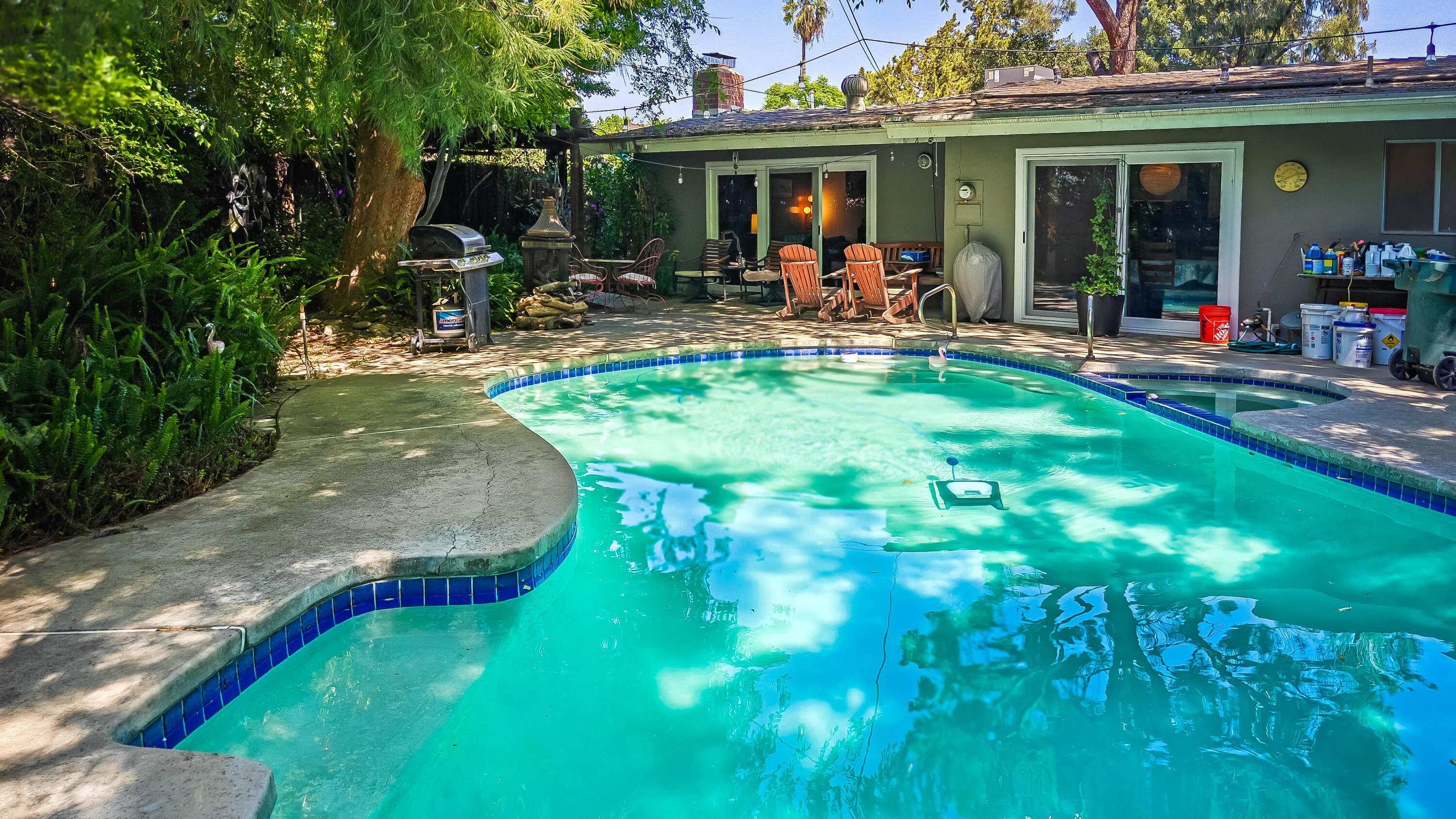 2925 Roanoke Ct, Bakersfield, CA 93306