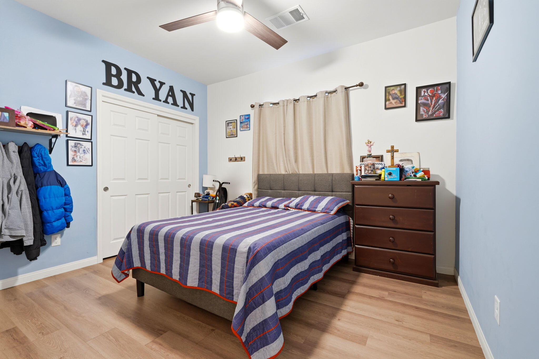 1037 Royal Oak St, Porterville, CA 93257