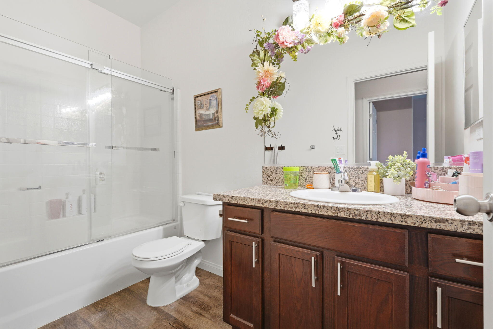 1037 Royal Oak St, Porterville, CA 93257