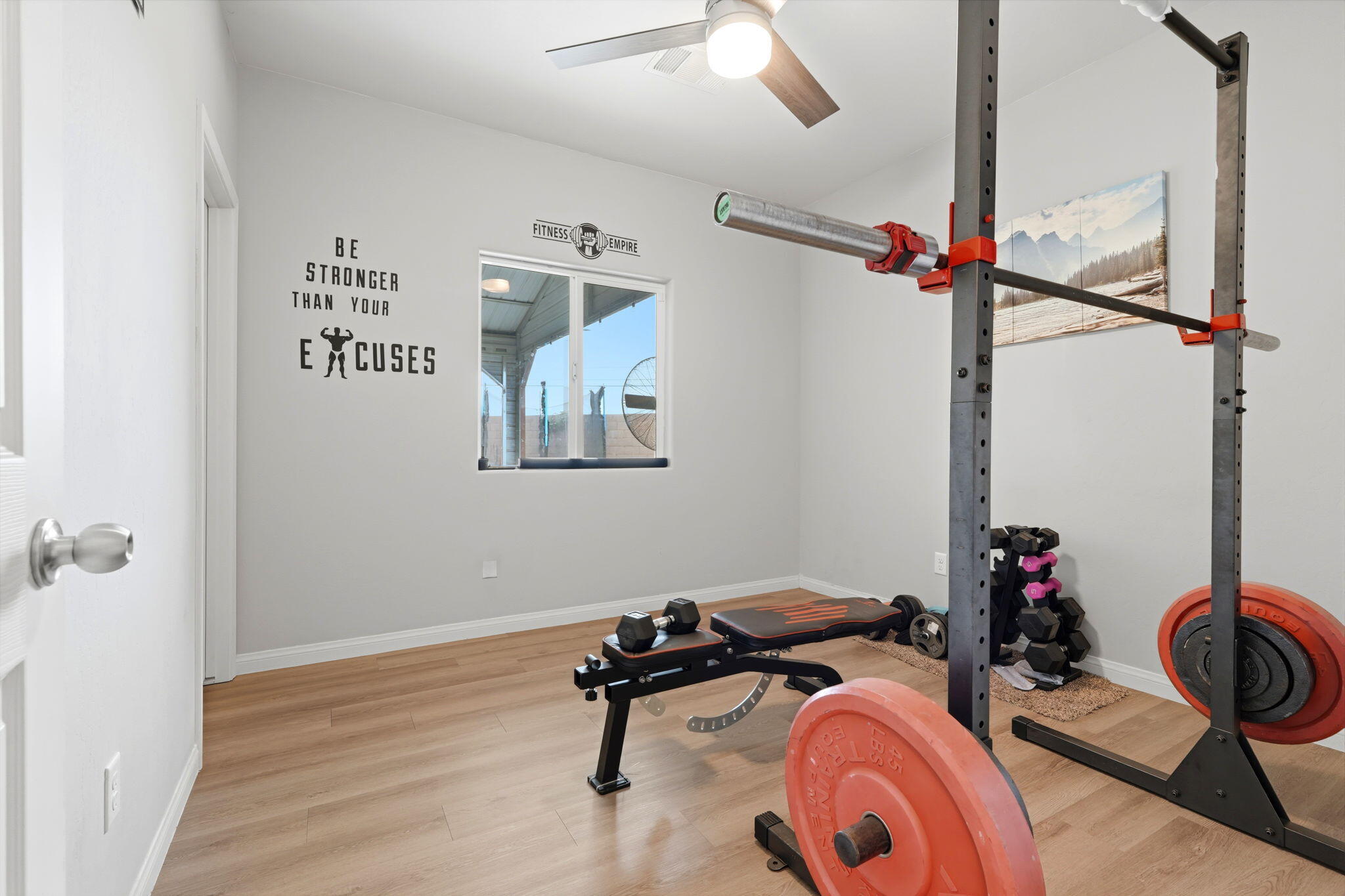 1037 Royal Oak St, Porterville, CA 93257