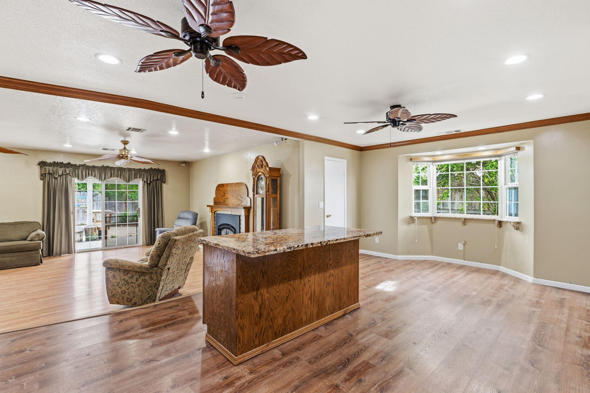 3349 W Cutler Ave, Visalia, CA 93277