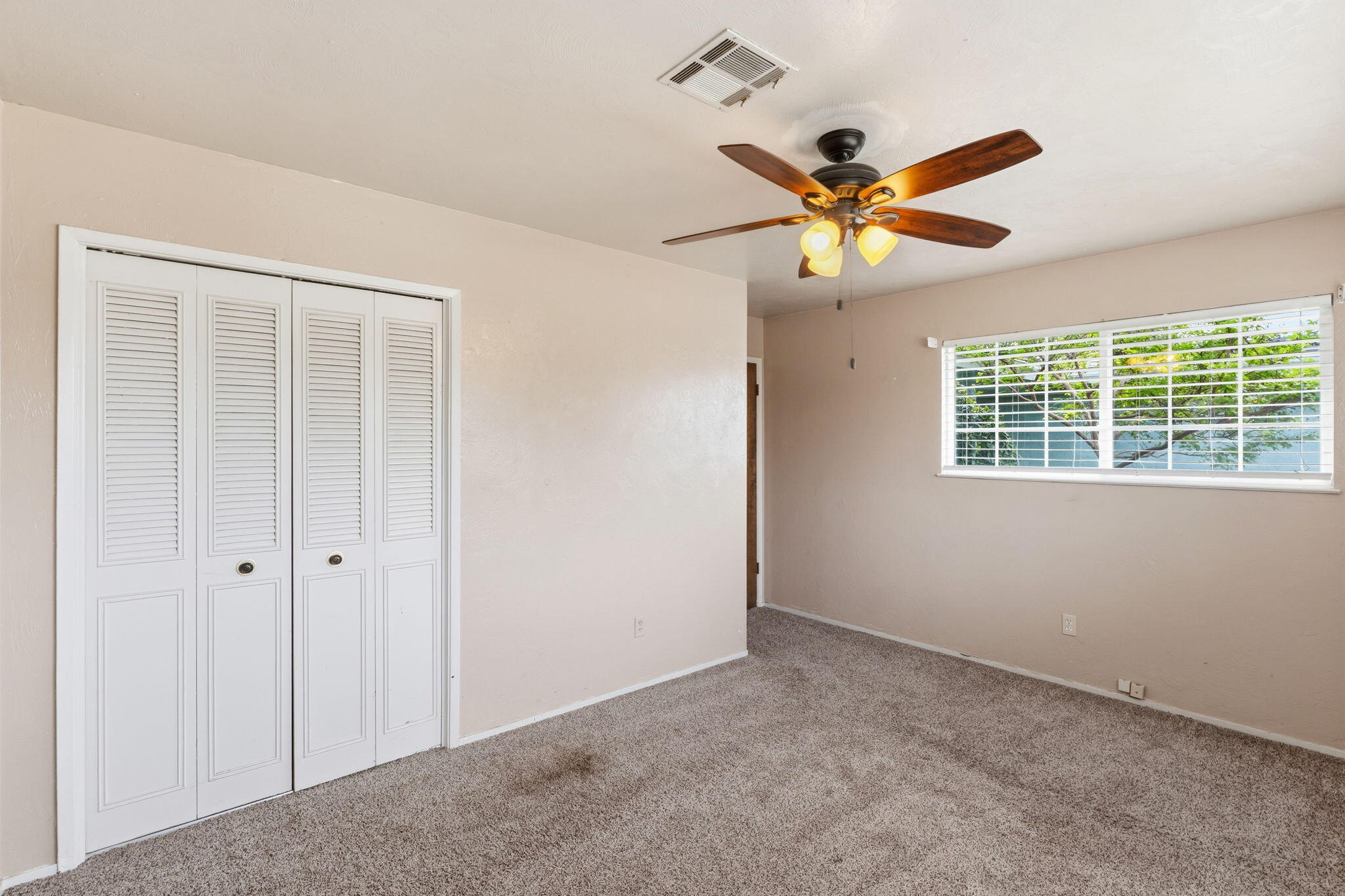 3349 W Cutler Ave, Visalia, CA 93277