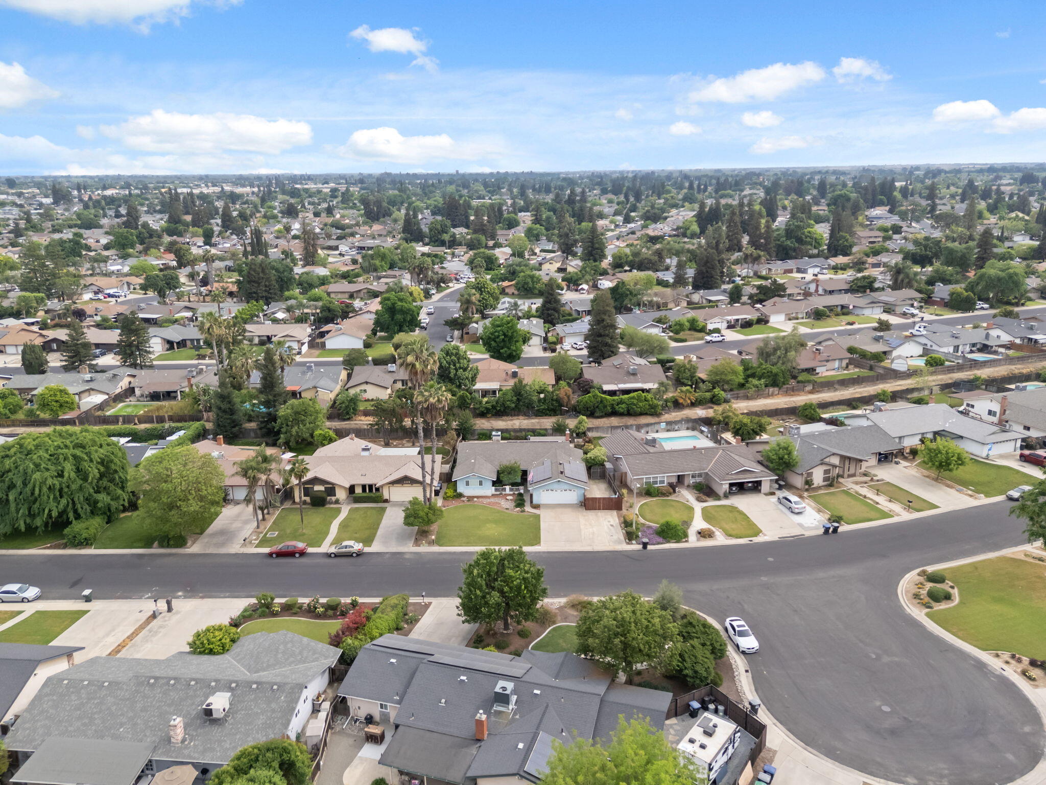 3349 W Cutler Ave, Visalia, CA 93277