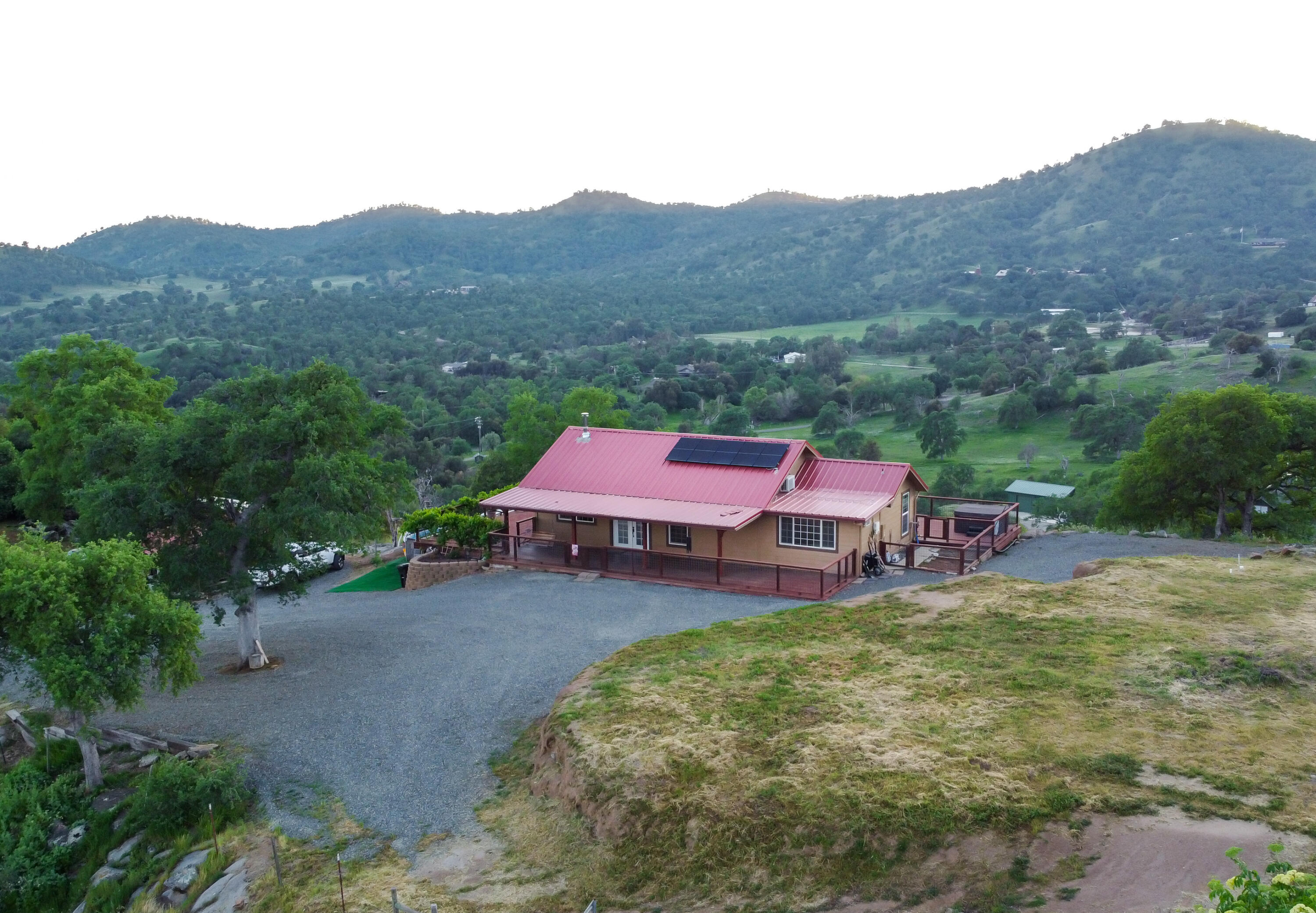 41652 Yokohl Valley Dr #A, Springville, CA 93265