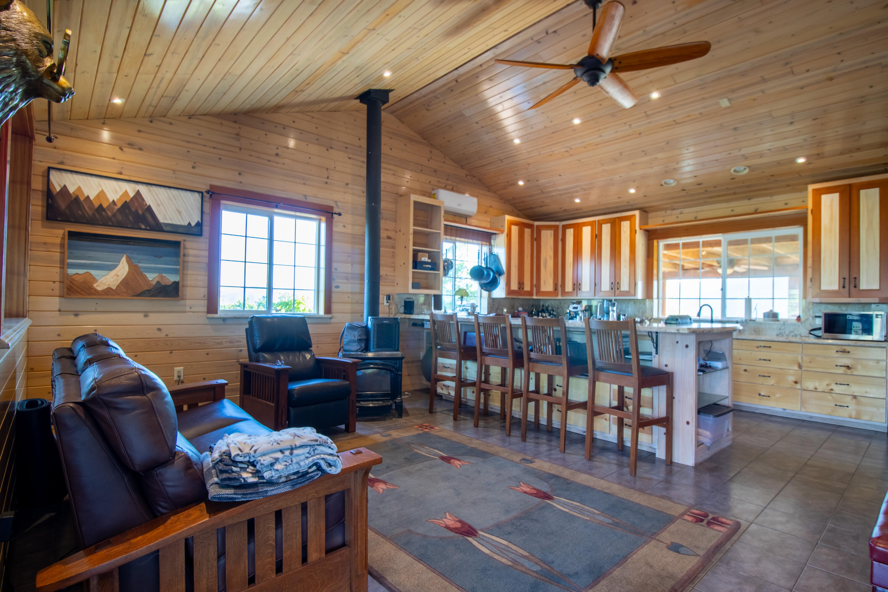 41652 Yokohl Valley Dr #A, Springville, CA 93265