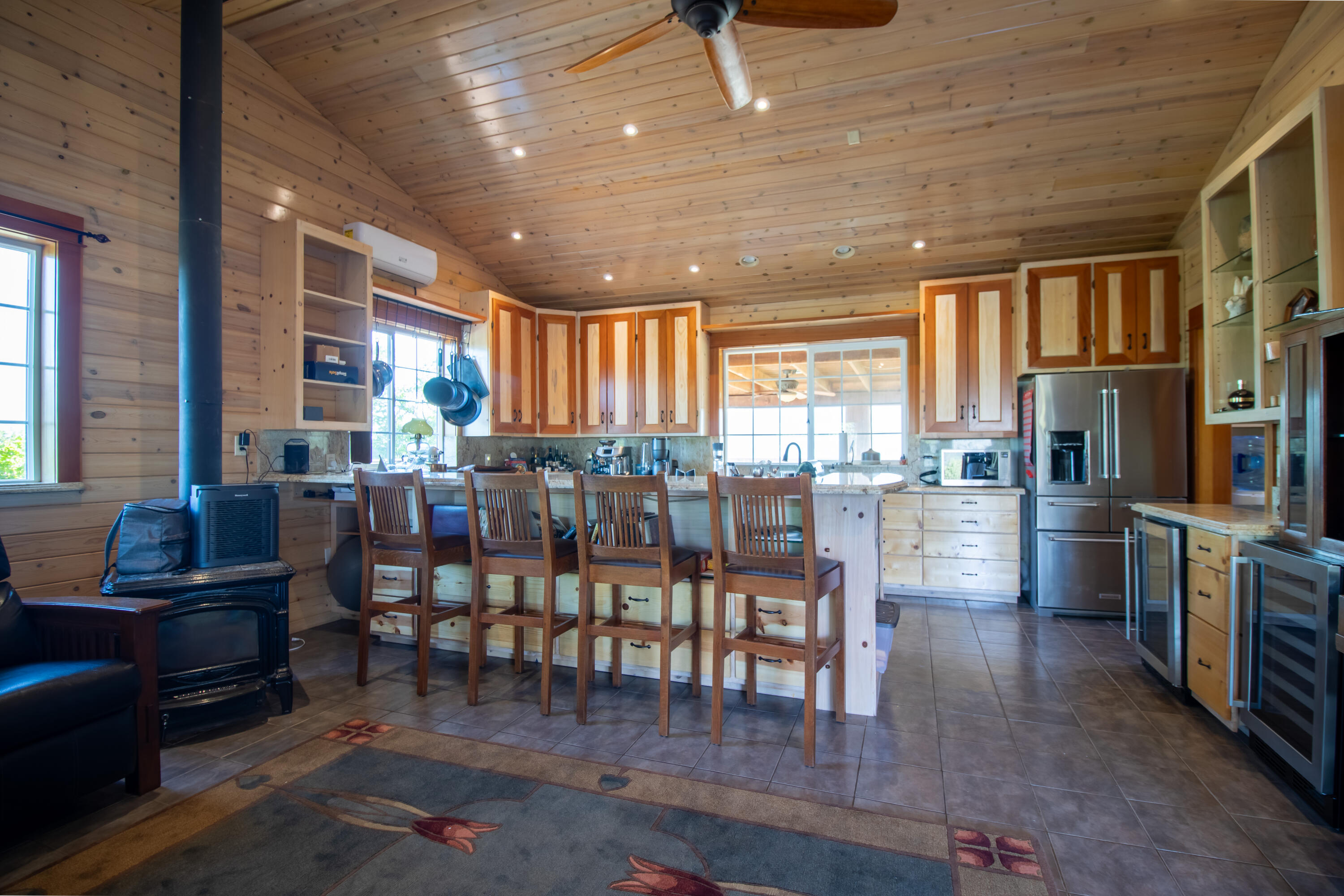 41652 Yokohl Valley Dr #A, Springville, CA 93265