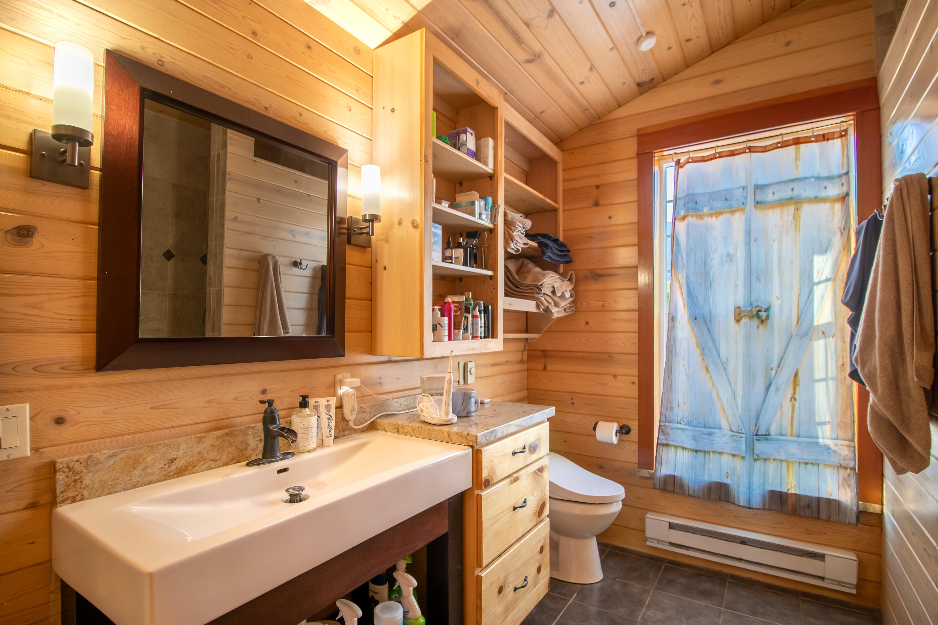 41652 Yokohl Valley Dr #A, Springville, CA 93265