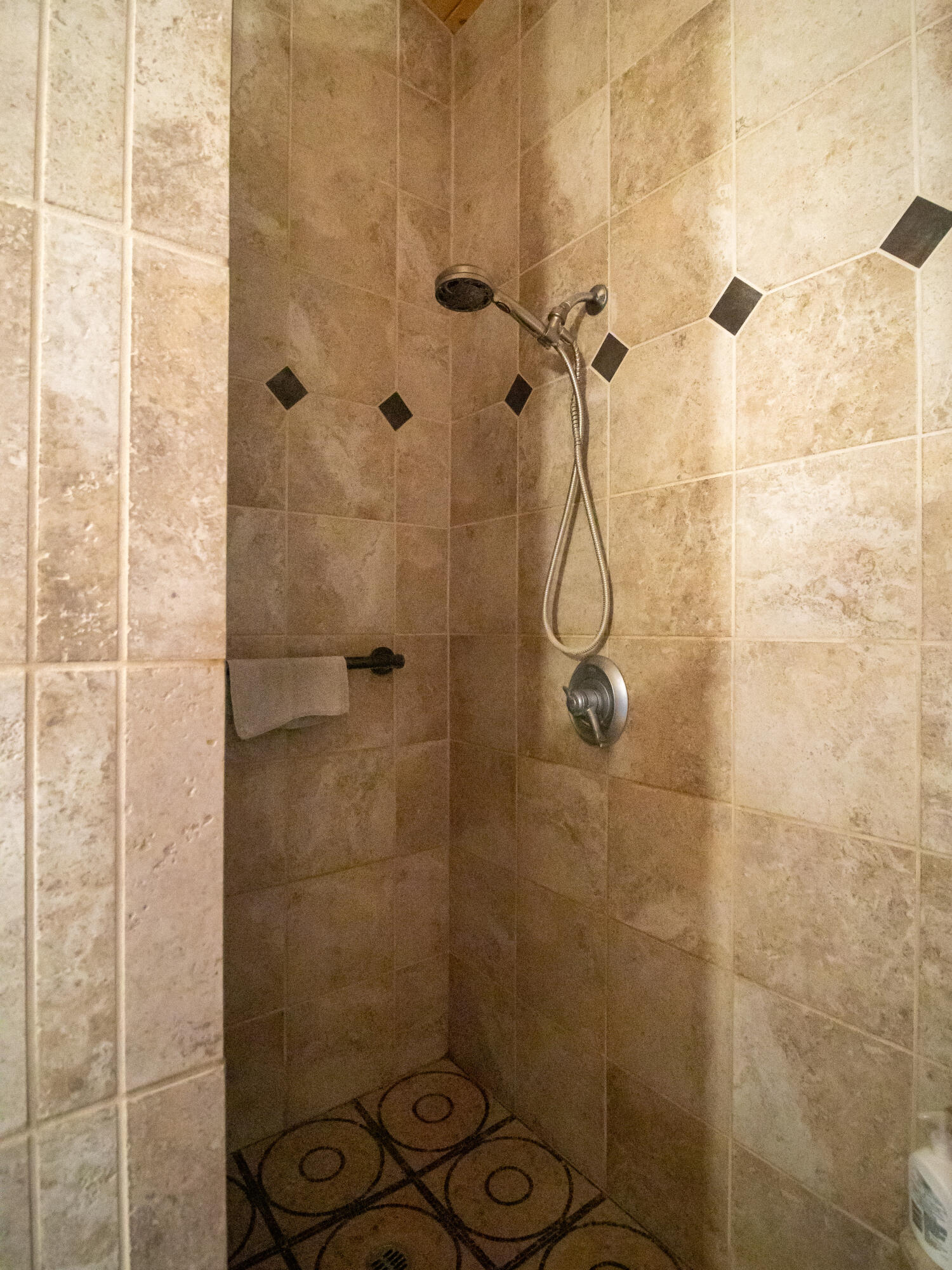 41652 Yokohl Valley Dr #A, Springville, CA 93265