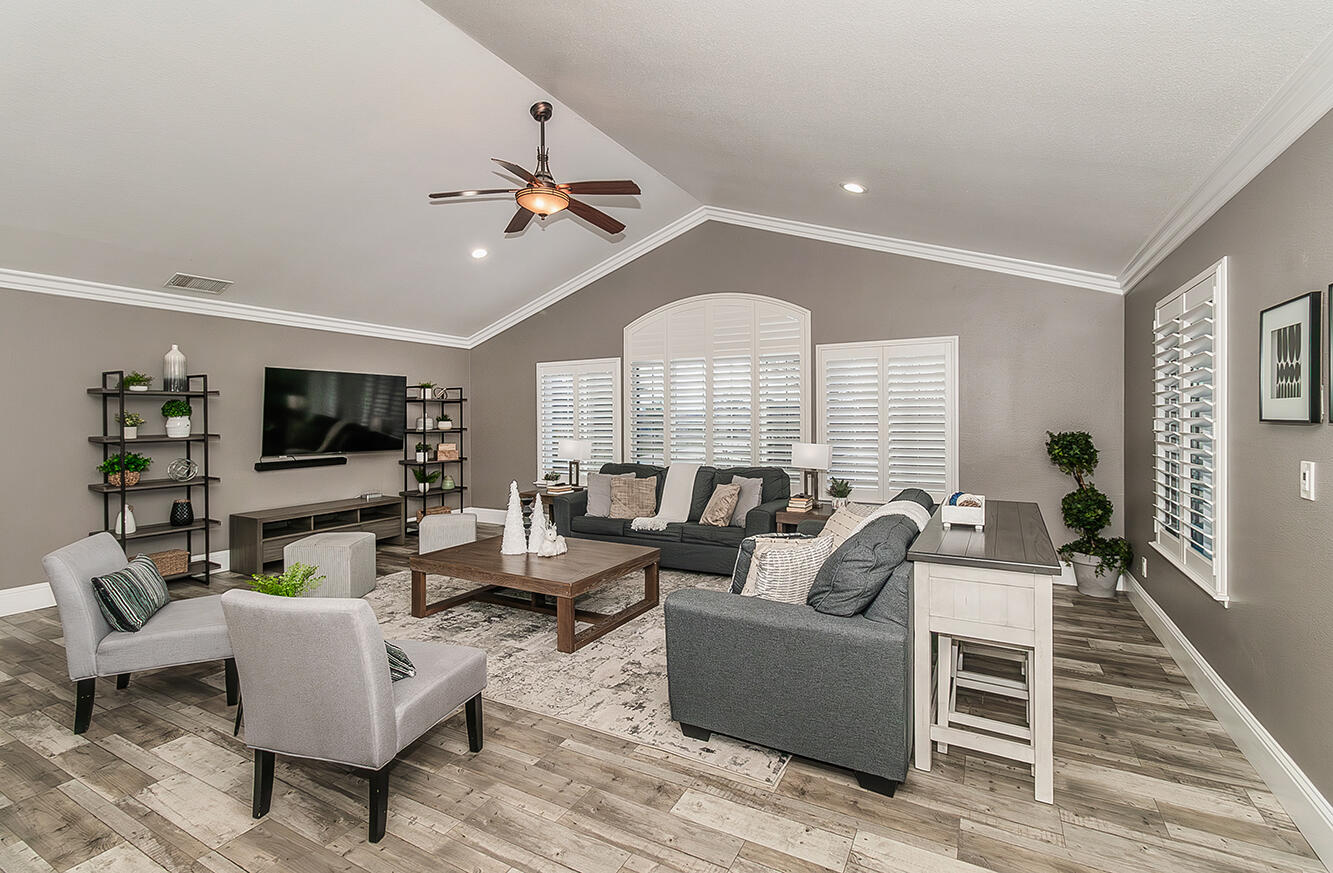 7010 S Frankwood Ave, Reedley, CA 93654