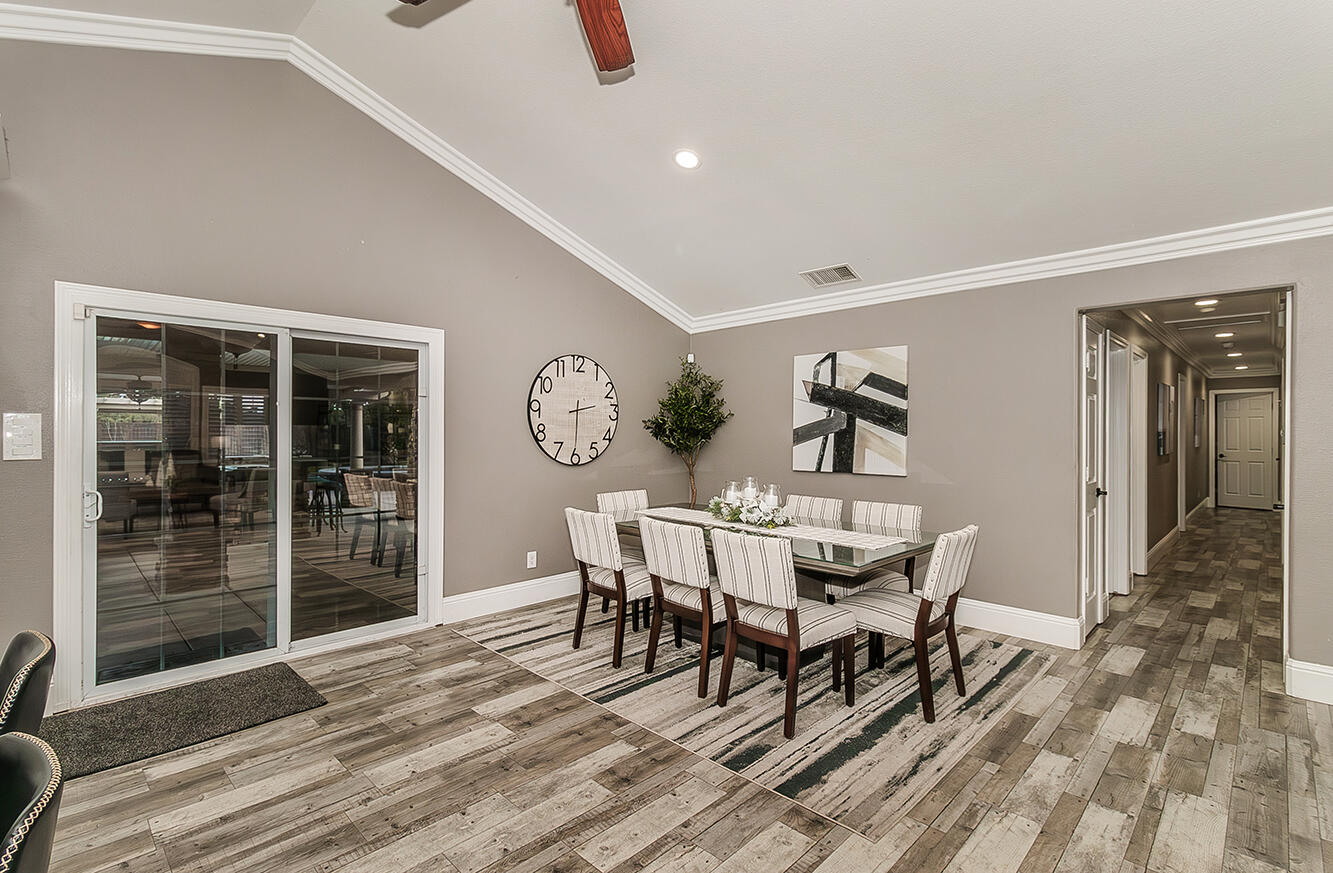 7010 S Frankwood Ave, Reedley, CA 93654