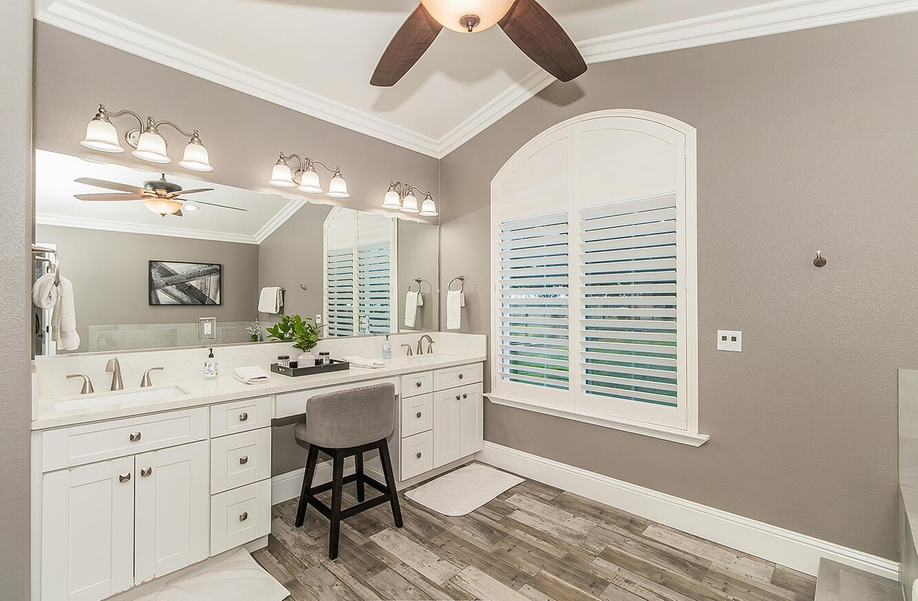 7010 S Frankwood Ave, Reedley, CA 93654