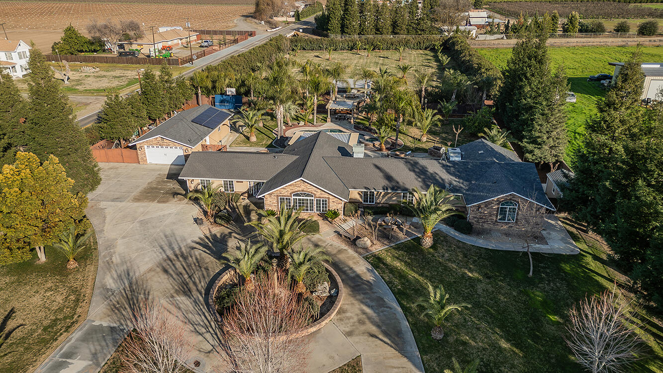 7010 S Frankwood Ave, Reedley, CA 93654