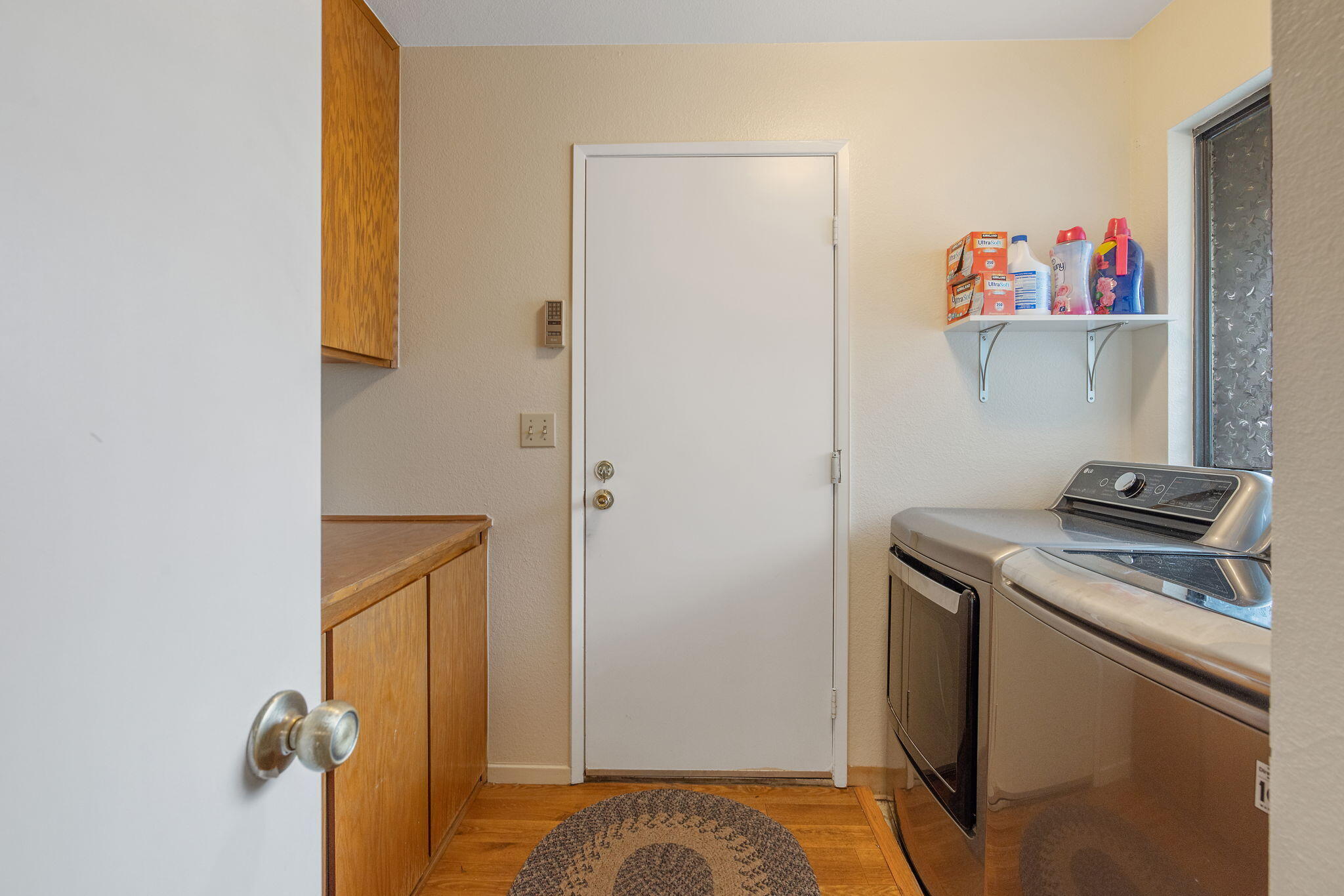 1443 E Vassar Dr, Visalia, CA 93292