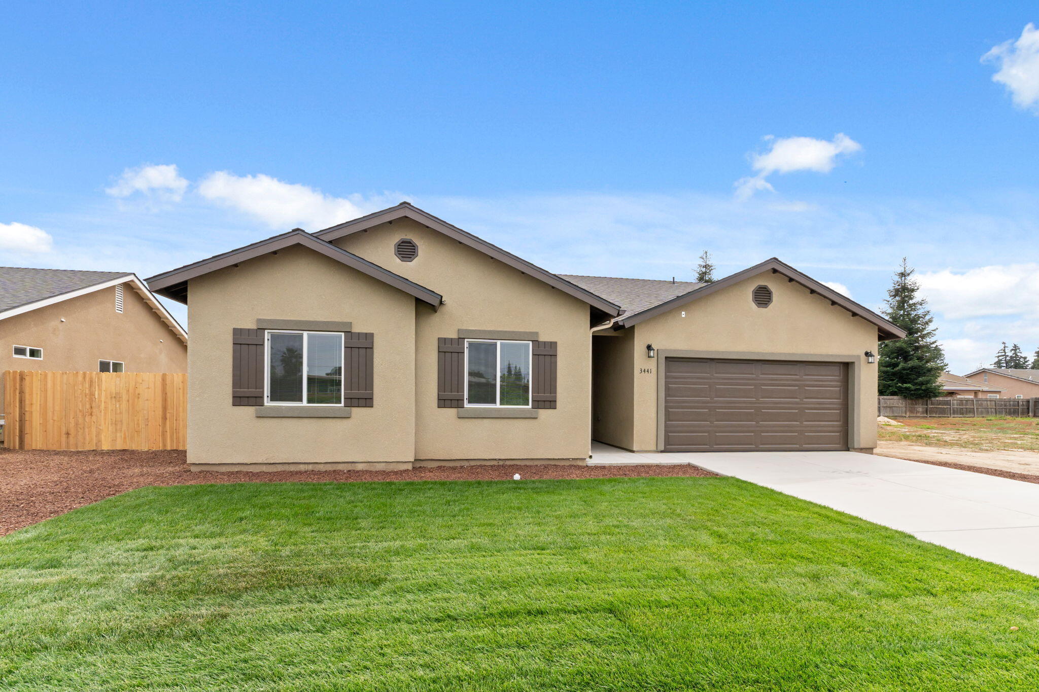 3441 E Douglas Ave, Visalia, CA 93292