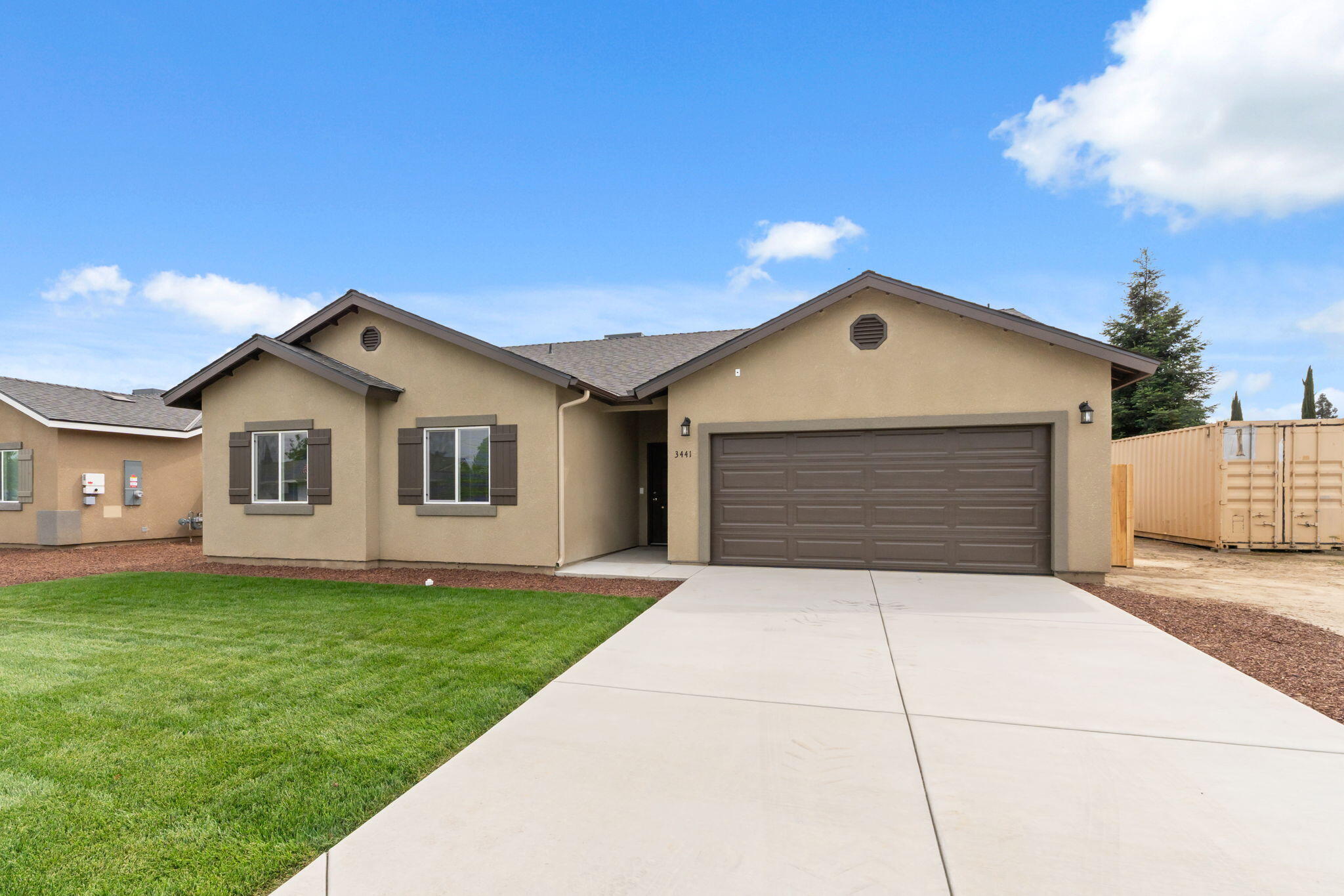 3441 E Douglas Ave, Visalia, CA 93292