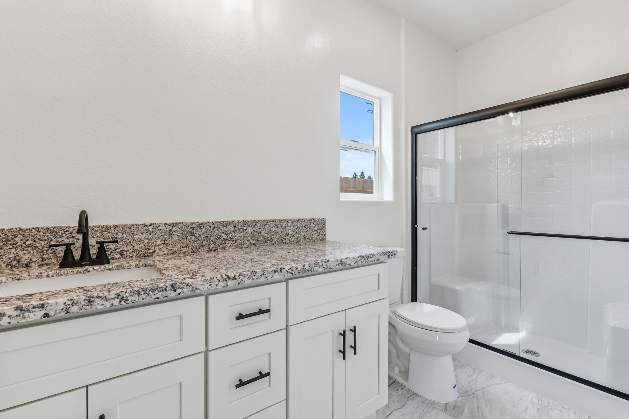 3441 E Douglas Ave, Visalia, CA 93292